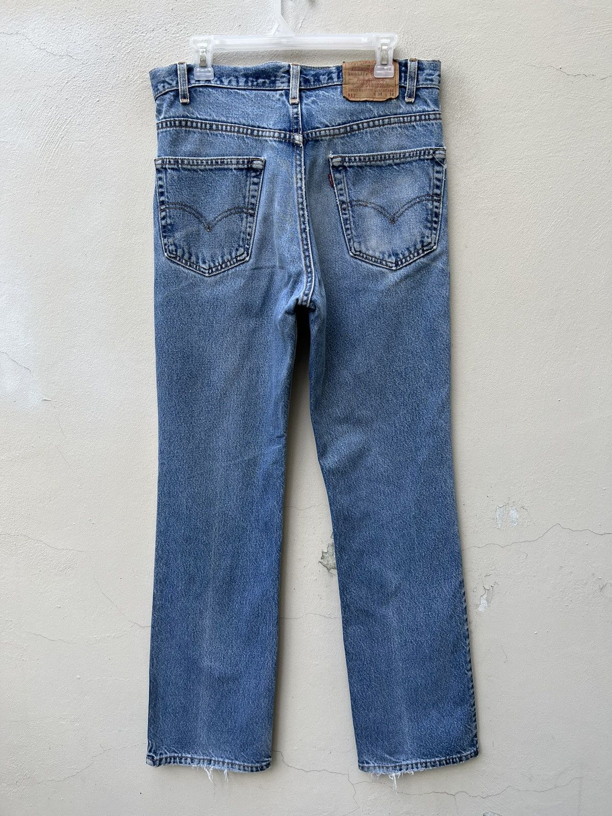 Levi's R1 2000 Levi’s 517 Fade Light Blue Denim Bootcut Jeans Size US 33 - 9 Thumbnail