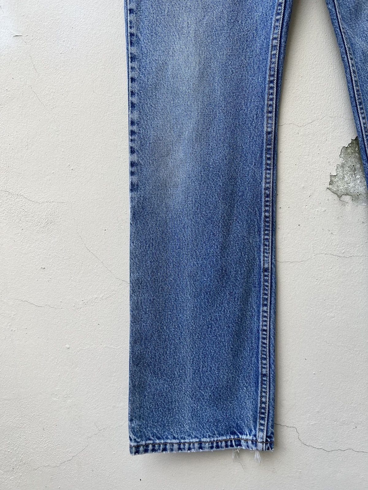 Levi's R1 2000 Levi’s 517 Fade Light Blue Denim Bootcut Jeans Size US 33 - 6 Thumbnail
