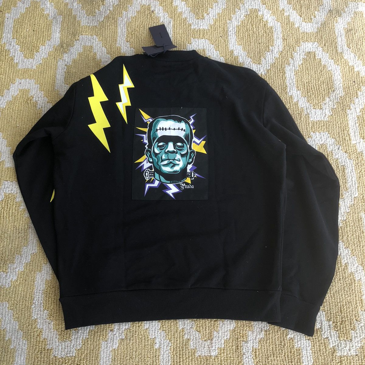 トップス PRADA x UNIVERSAL STUDIOS/FRANKENSTEIN Prada x Universal Studios Frankenstein Poppy Shirt Release