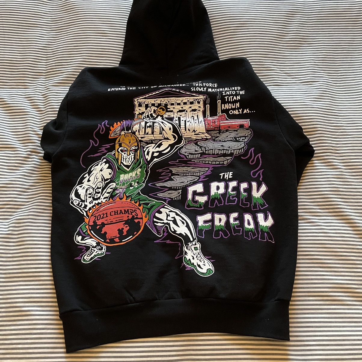 Warren Lotas Warren Lotas Milwaukee Bucks Greek Freak Hoodie | Grailed