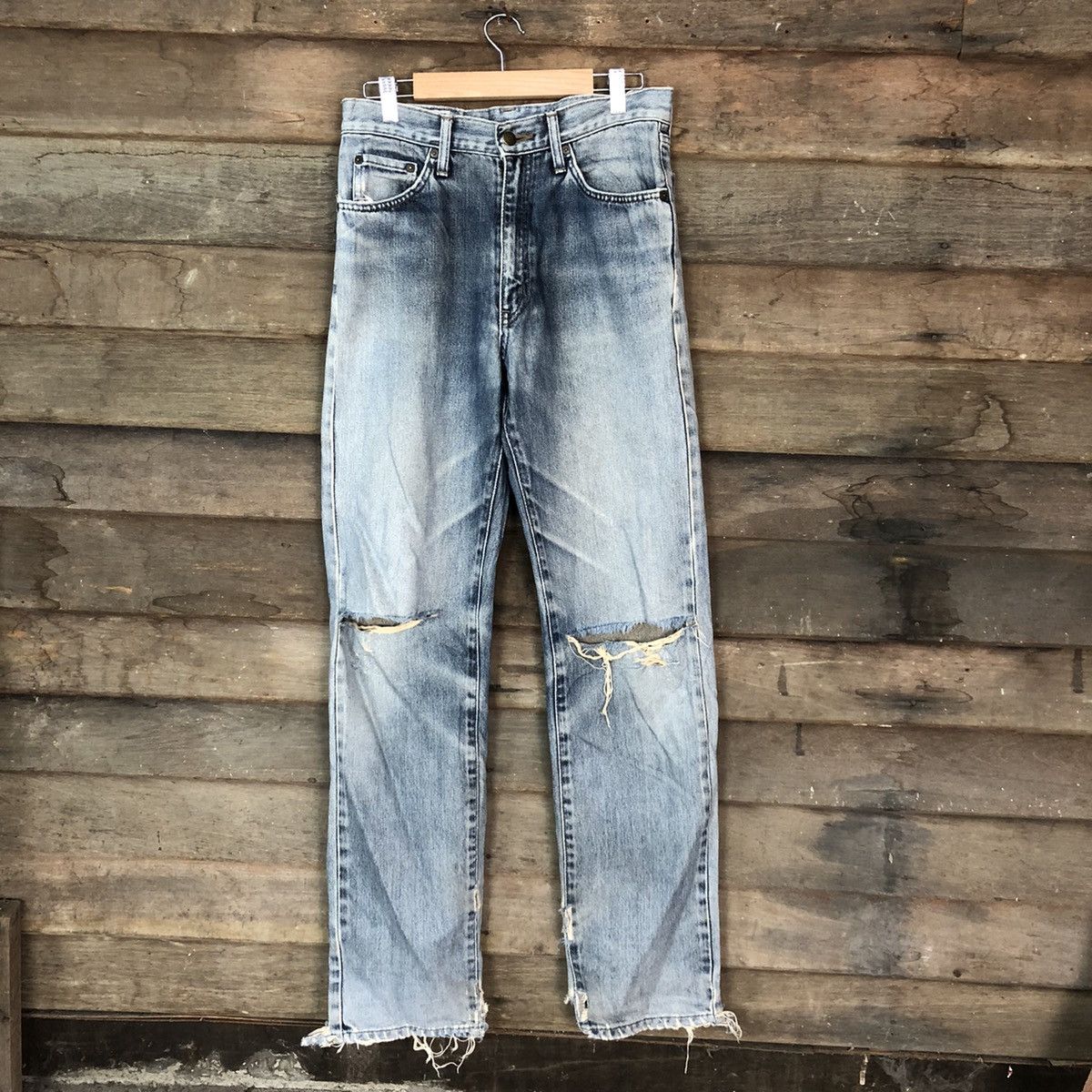 Edwin Edwin Blue Distressed Denim #H439 Size US 28 / EU 44 - 1 Thumbnail