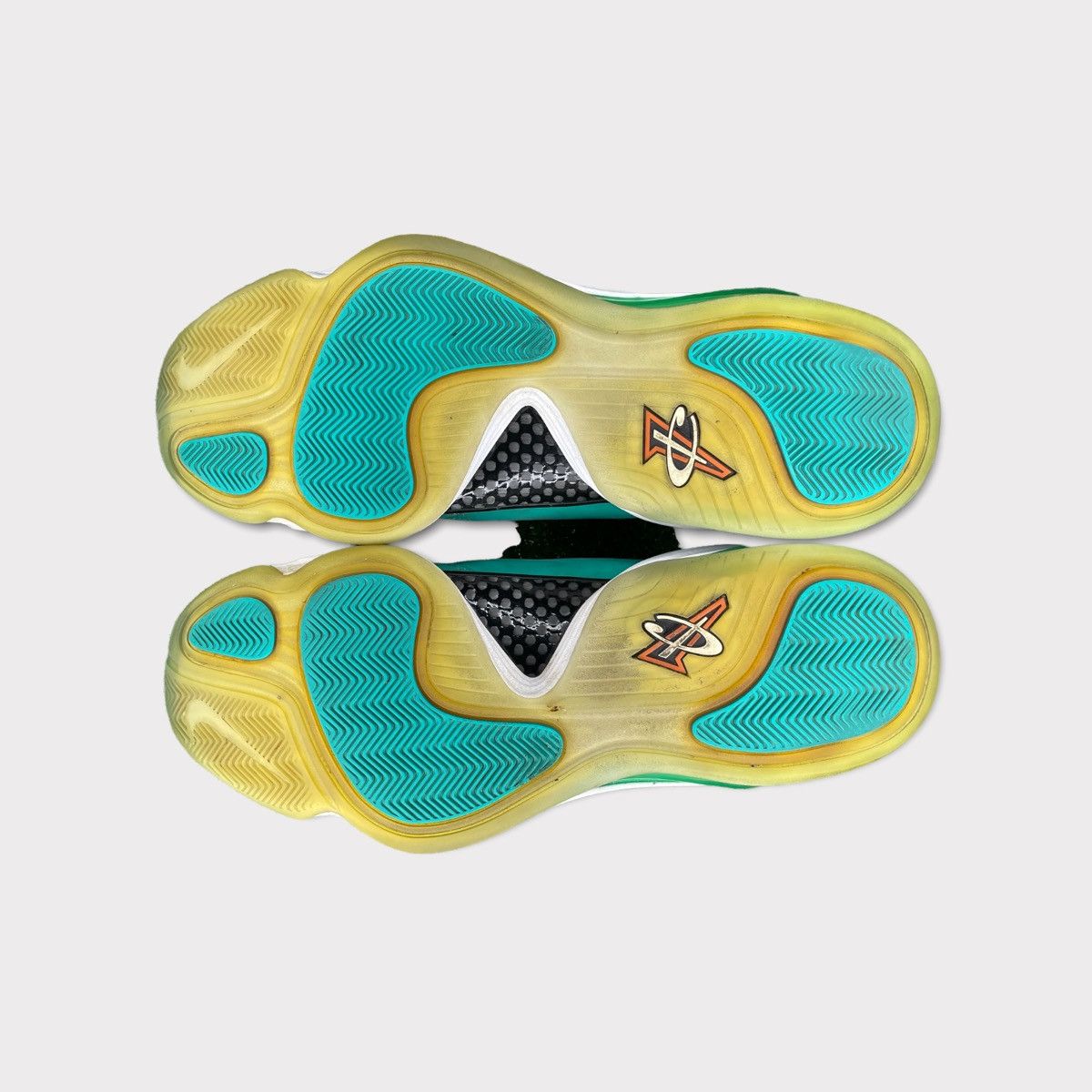 Nike Nike Air Penny 5 Miami Dolphins 2012 Size US 12 / EU 45 - 6 Thumbnail