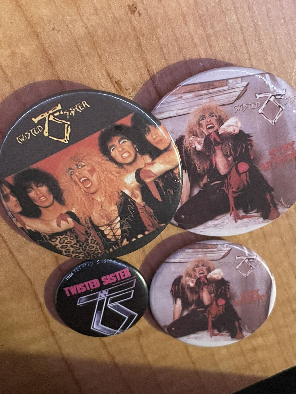 Band Tees 80s Vintage Hair Metal Music Pins Whitesnake Twisted Sister Size ONE SIZE - 3 Thumbnail