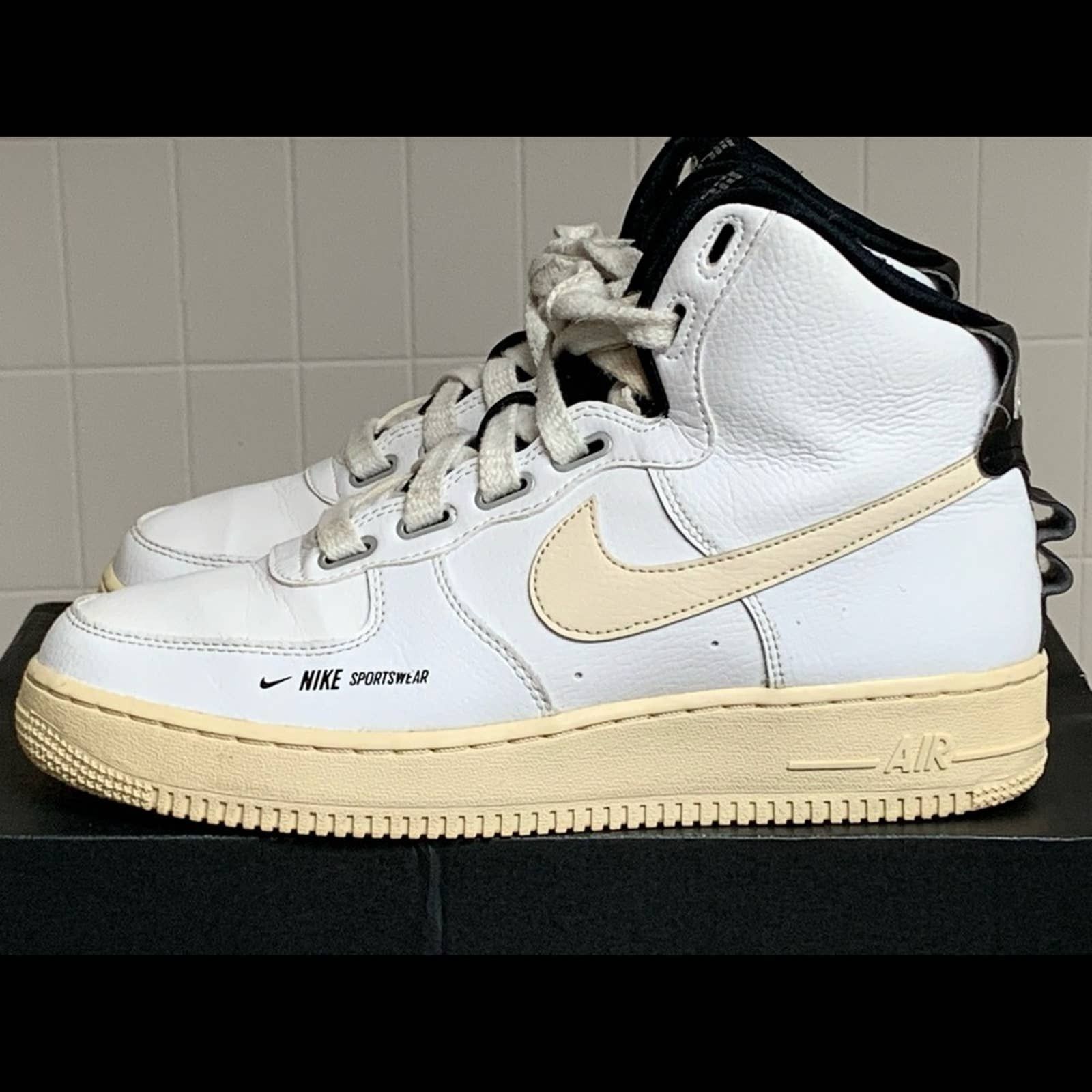 WOMENS NIKE Air Force High Utility 'White GREAT SIZE