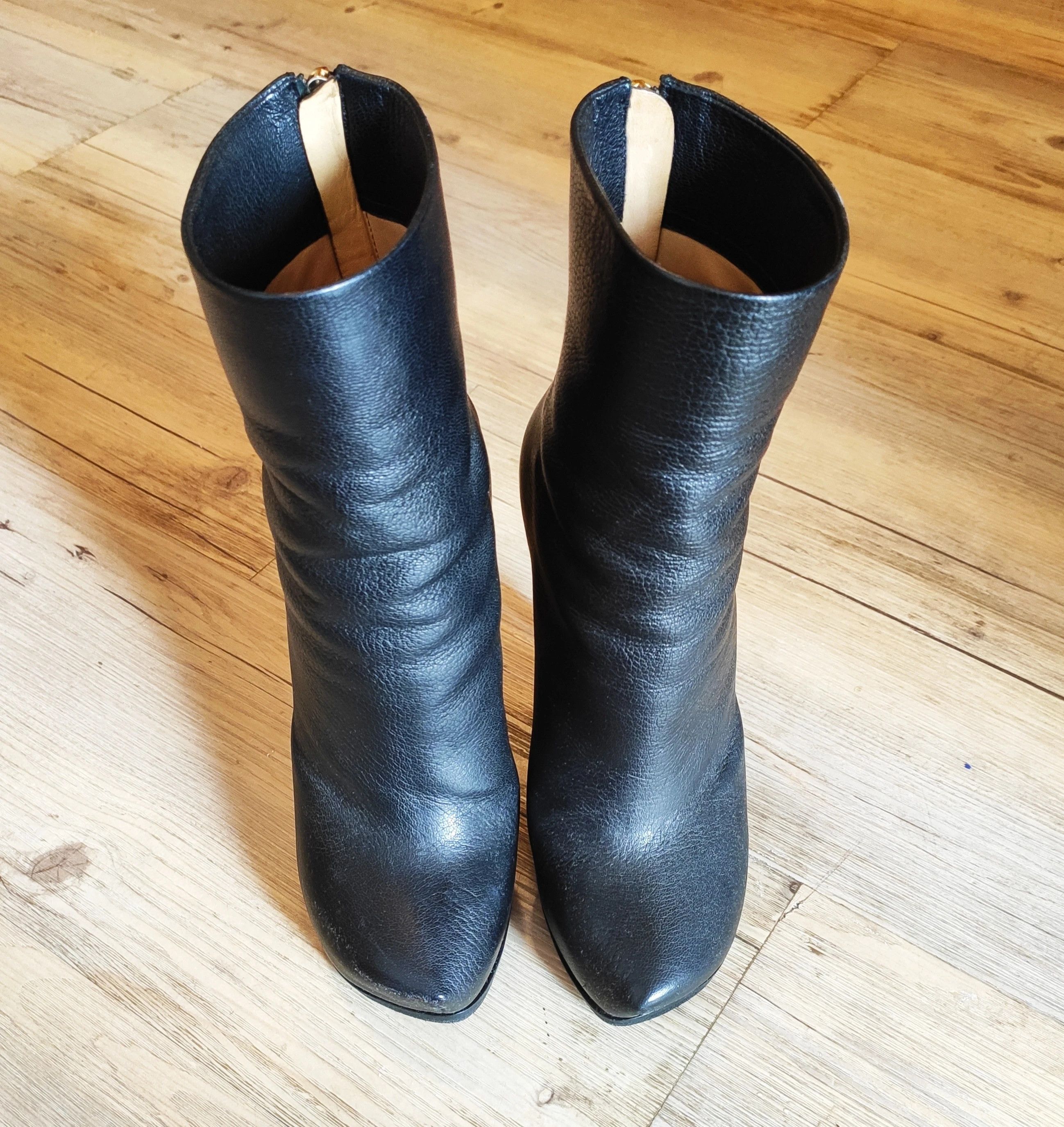 Lanvin Leather ankle boots.Like Prada or Saint Laurent Size US 7.5 / IT 37.5 - 9 Thumbnail
