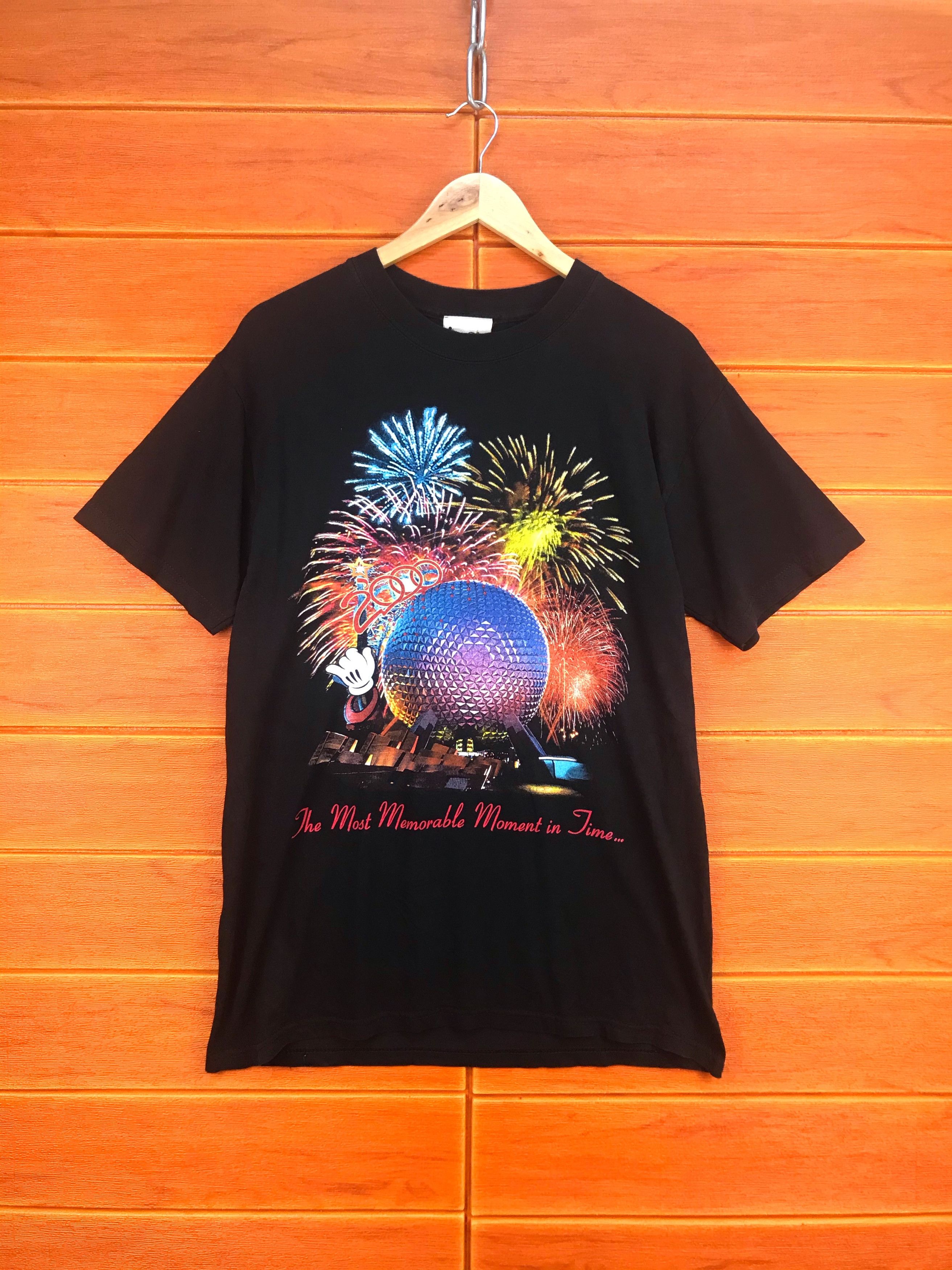 Disney Vintage 2000 Mickey Mouse & Friends Millennium Celebrations Size US M / EU 48-50 / 2 - 1 Thumbnail