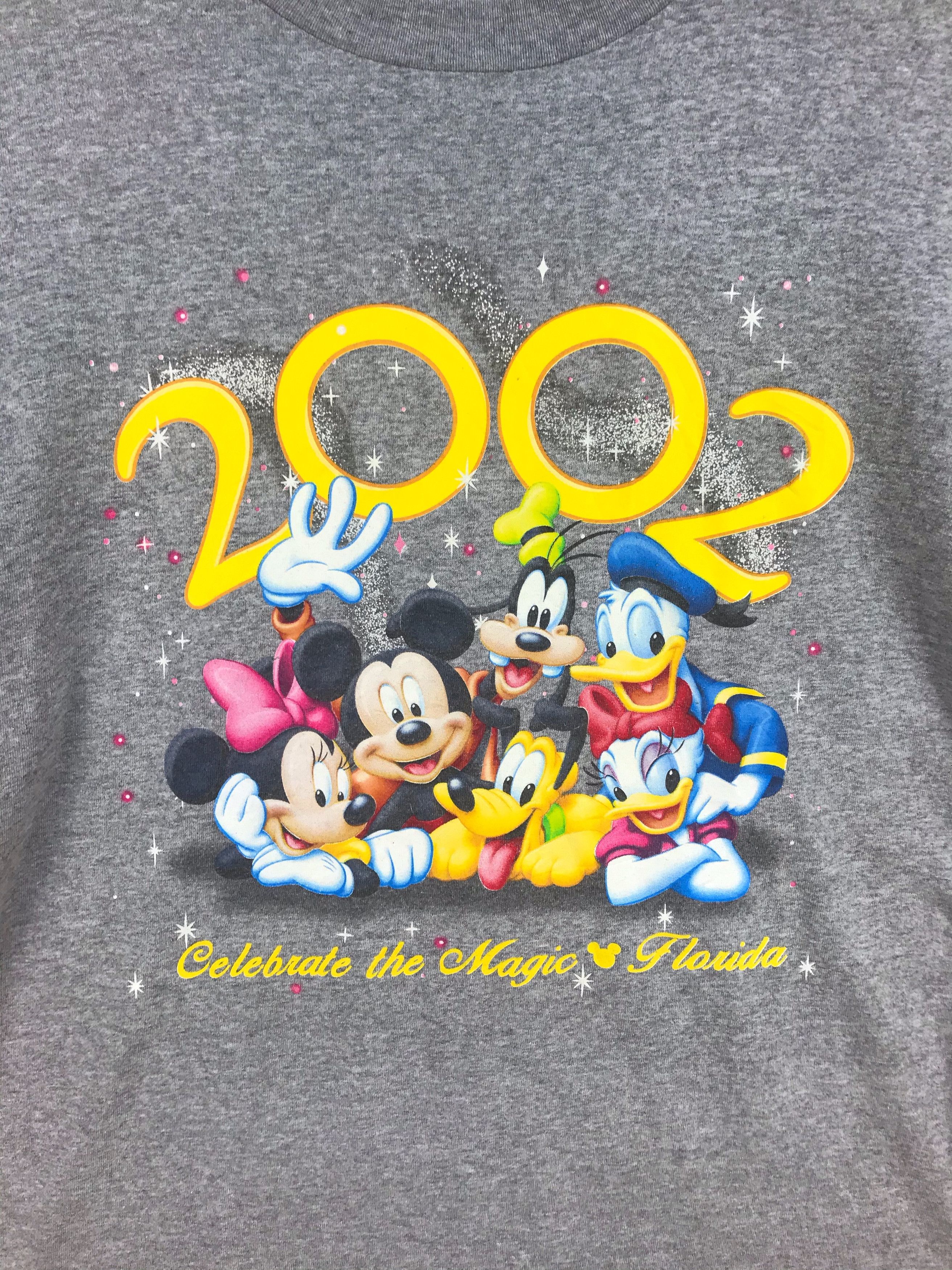 Disney Vintage 2002 Mickey Mouse & Friends Millennium Celebrations Size US L / EU 52-54 / 3 - 2 Thumbnail