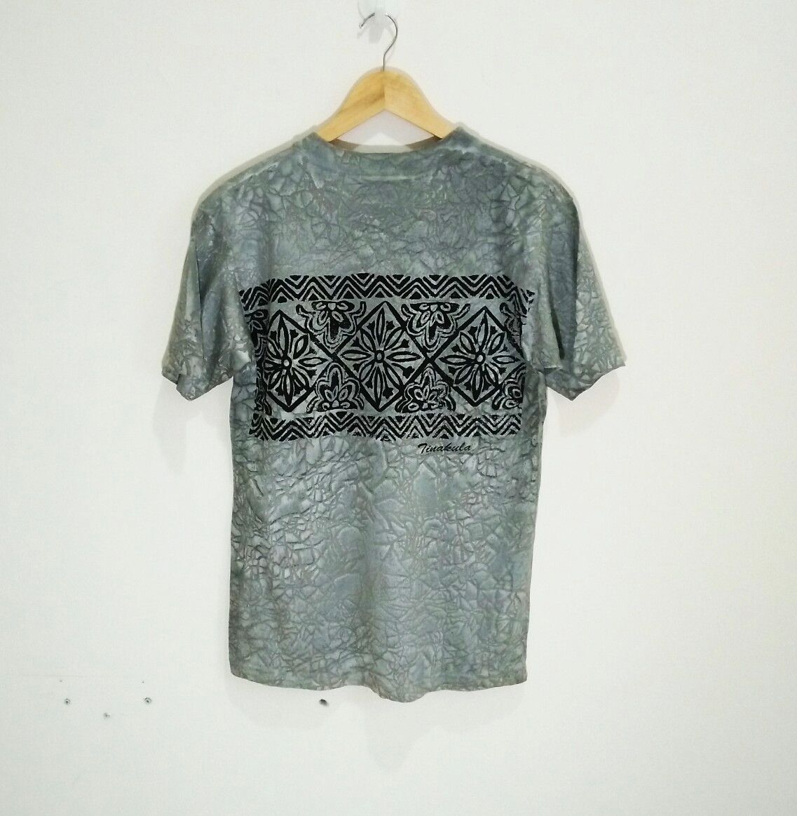 Vintage Vintage TINAKULA T shirt Size US M / EU 48-50 / 2 - 4 Thumbnail