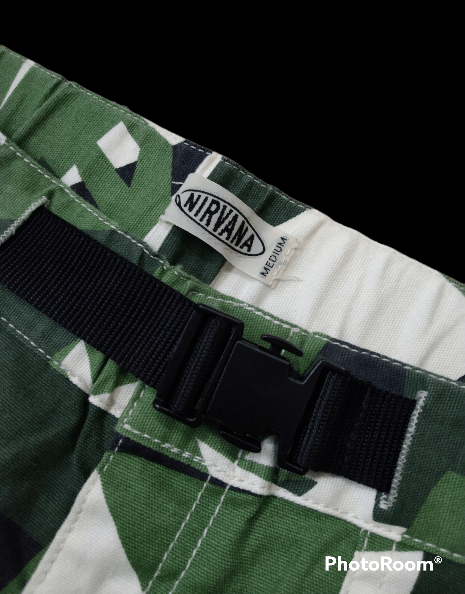 Nirvana NIRVANA MADE IN JAPAN ABSTRACT SHORT PANTS Size US 30 / EU 46 - 3 Thumbnail