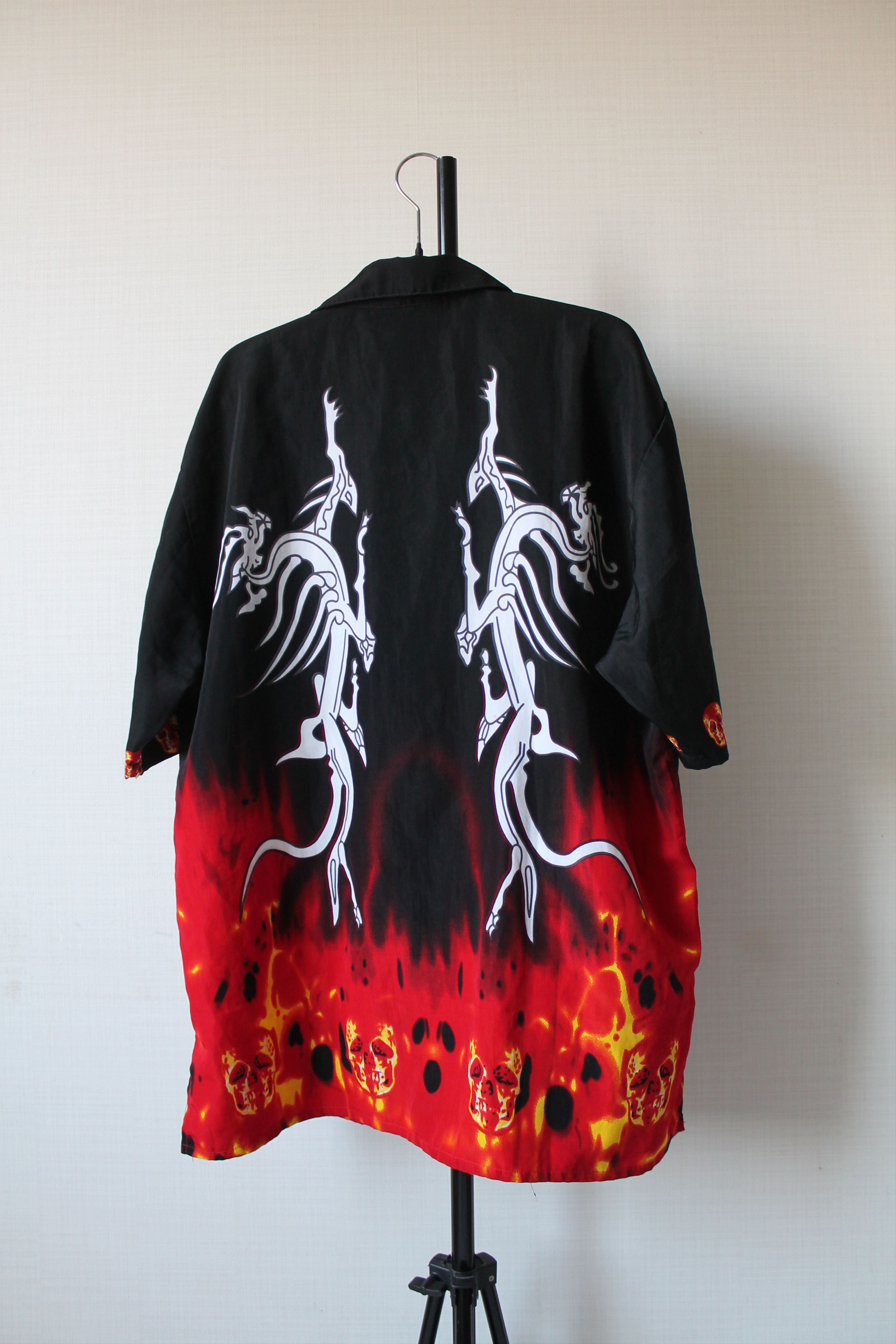 Other Flame Skulls vintage shirt Crazy print streetwear Size US L / EU 52-54 / 3 - 5 Thumbnail
