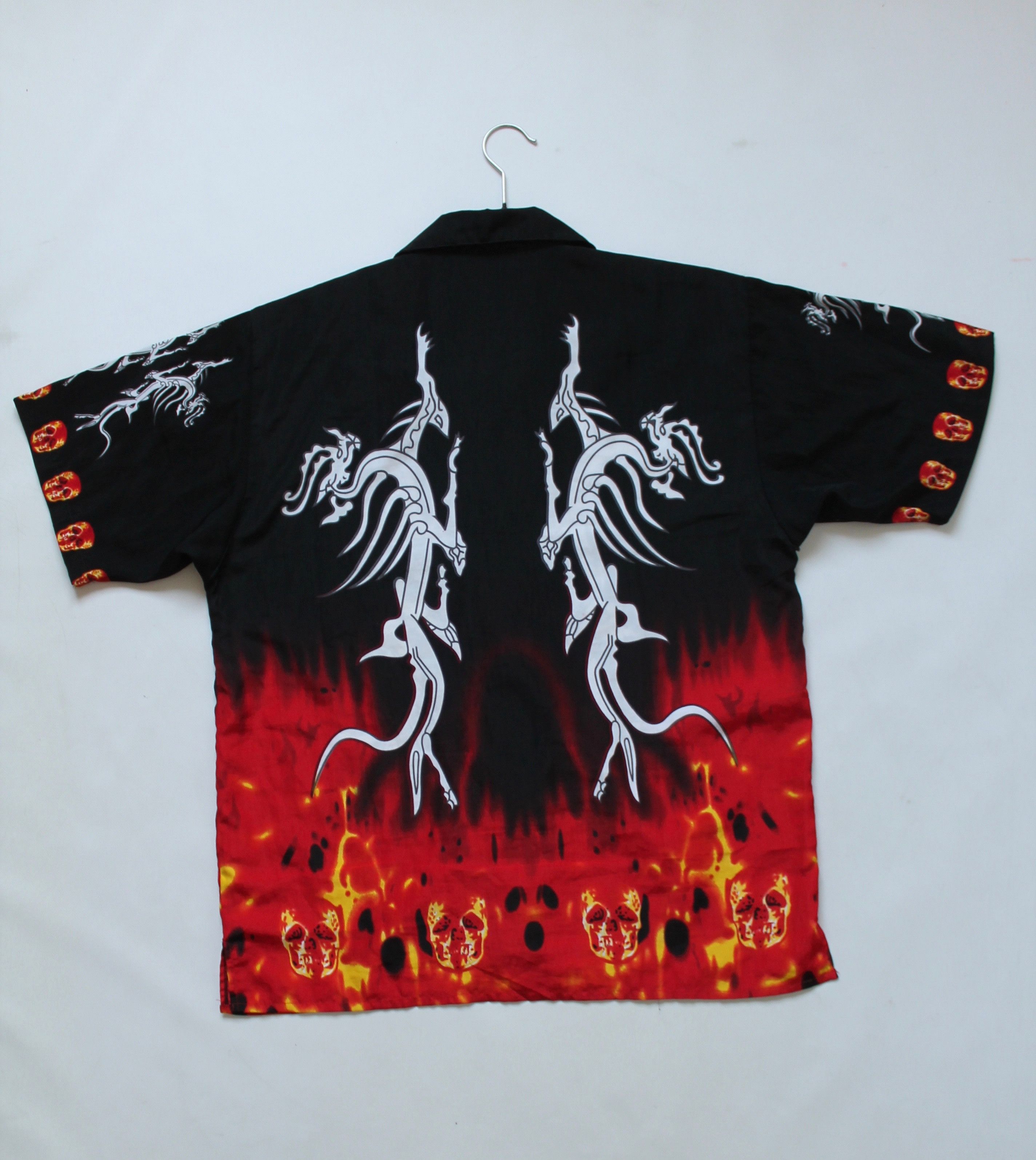 Other Flame Skulls vintage shirt Crazy print streetwear Size US L / EU 52-54 / 3 - 11 Thumbnail