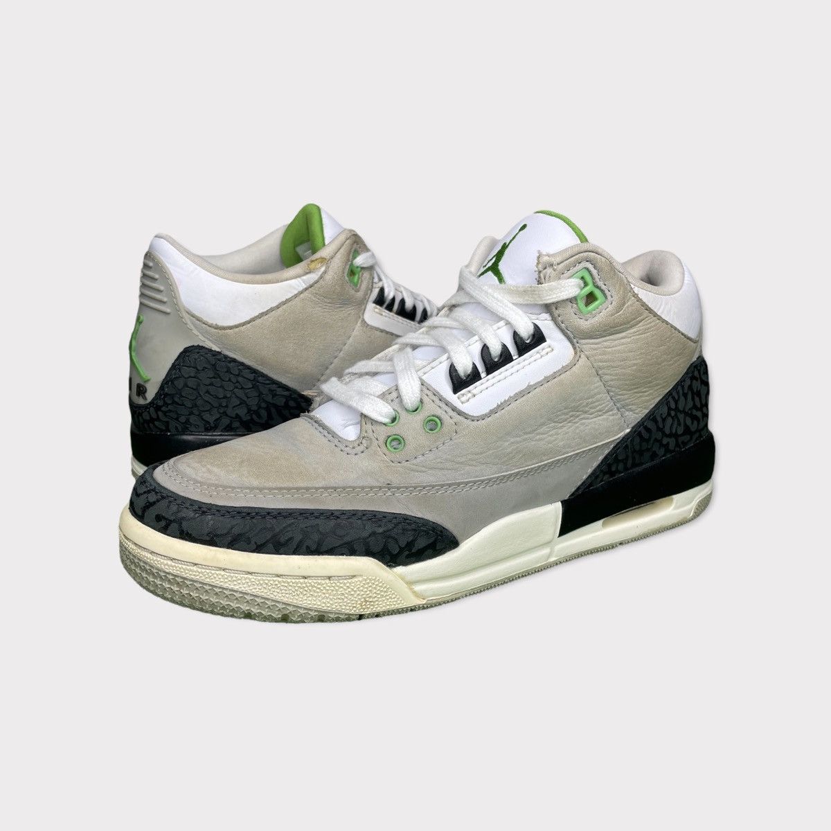 Jordan Brand Air Jordan 3 Retro GS Chlorophyll Size US 7 / IT 37 - 1 Thumbnail