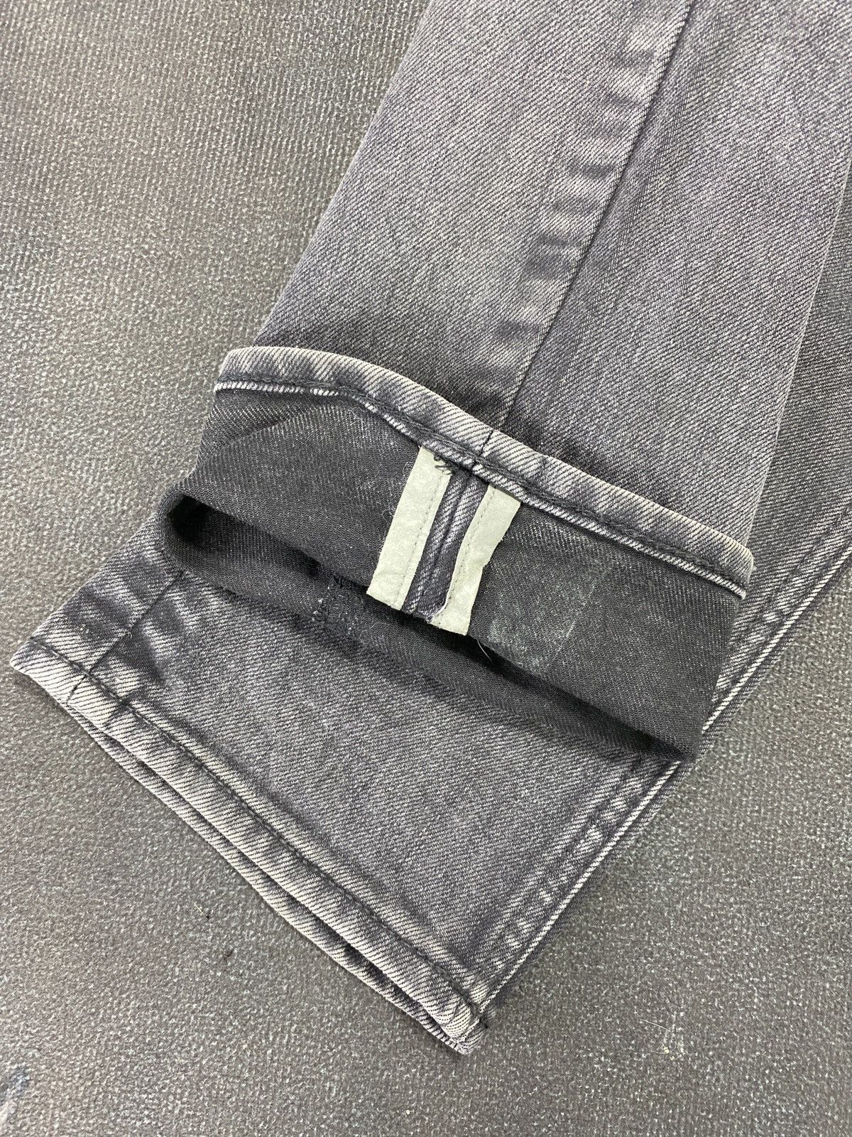 Jean × Levi's × Vintage VINTAGE LEVIS 511 DISTRESSED FADED BLACK JEANS-J434 Size US 30 / EU 46 - 8 Thumbnail