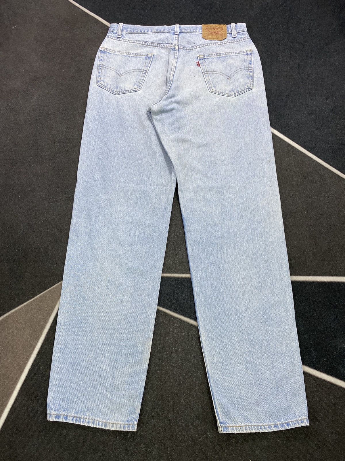 Jean × Levi's × Vintage VINTAGE LEVIS 550 DISTRESSED BLUE WASH JEANS -J439 Size US 36 / EU 52 - 4 Thumbnail