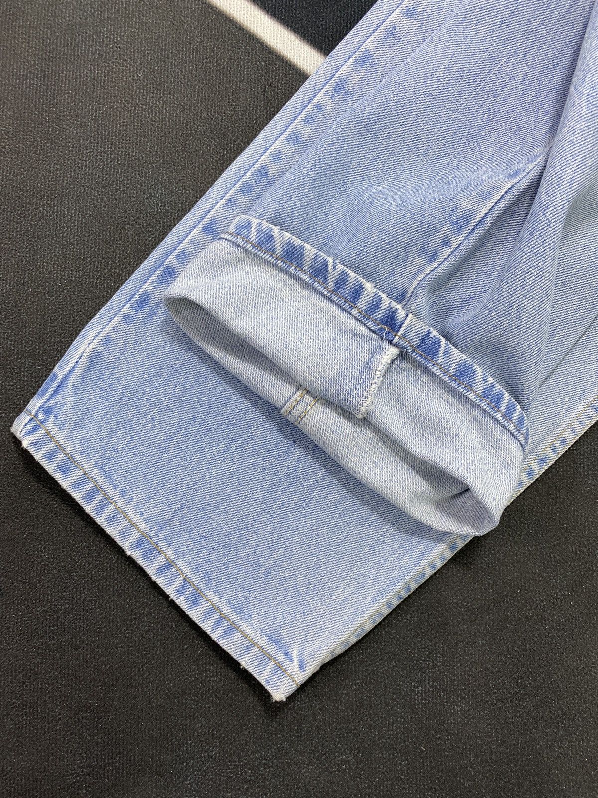 Jean × Levi's × Vintage VINTAGE LEVIS 550 DISTRESSED BLUE WASH JEANS -J439 Size US 36 / EU 52 - 9 Thumbnail