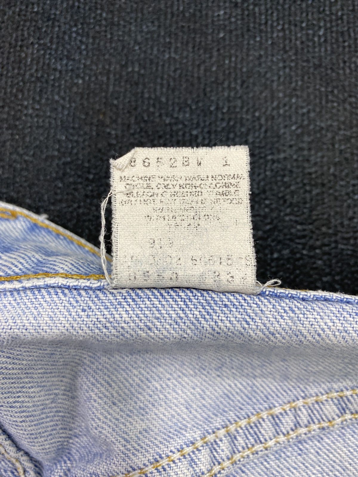 Jean × Levi's × Vintage VINTAGE LEVIS 550 DISTRESSED BLUE WASH JEANS -J439 Size US 36 / EU 52 - 8 Thumbnail