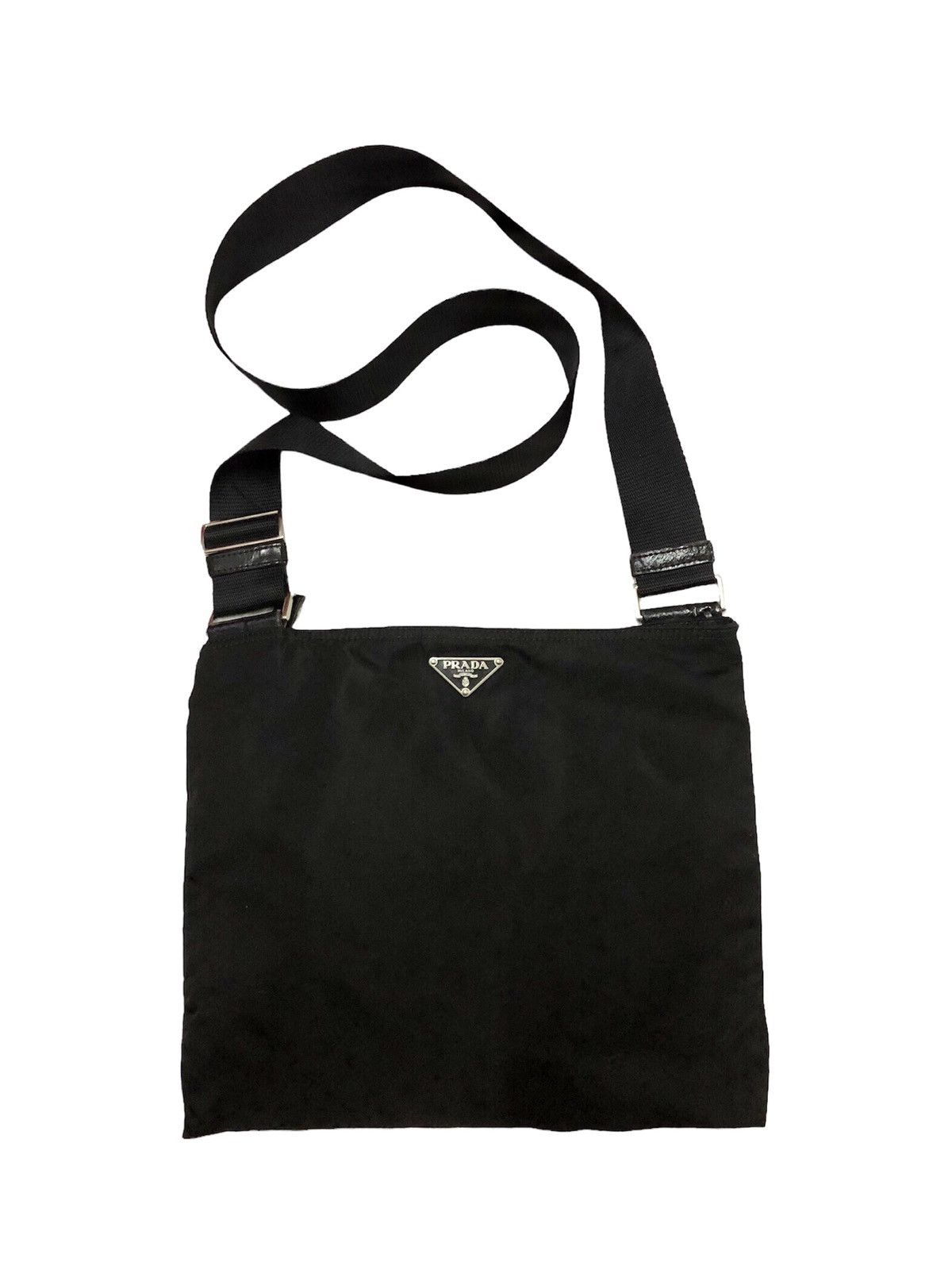 Prada AUTHENTIC PRADA NYLON SHOULDER BAG Size ONE SIZE - 1 Thumbnail