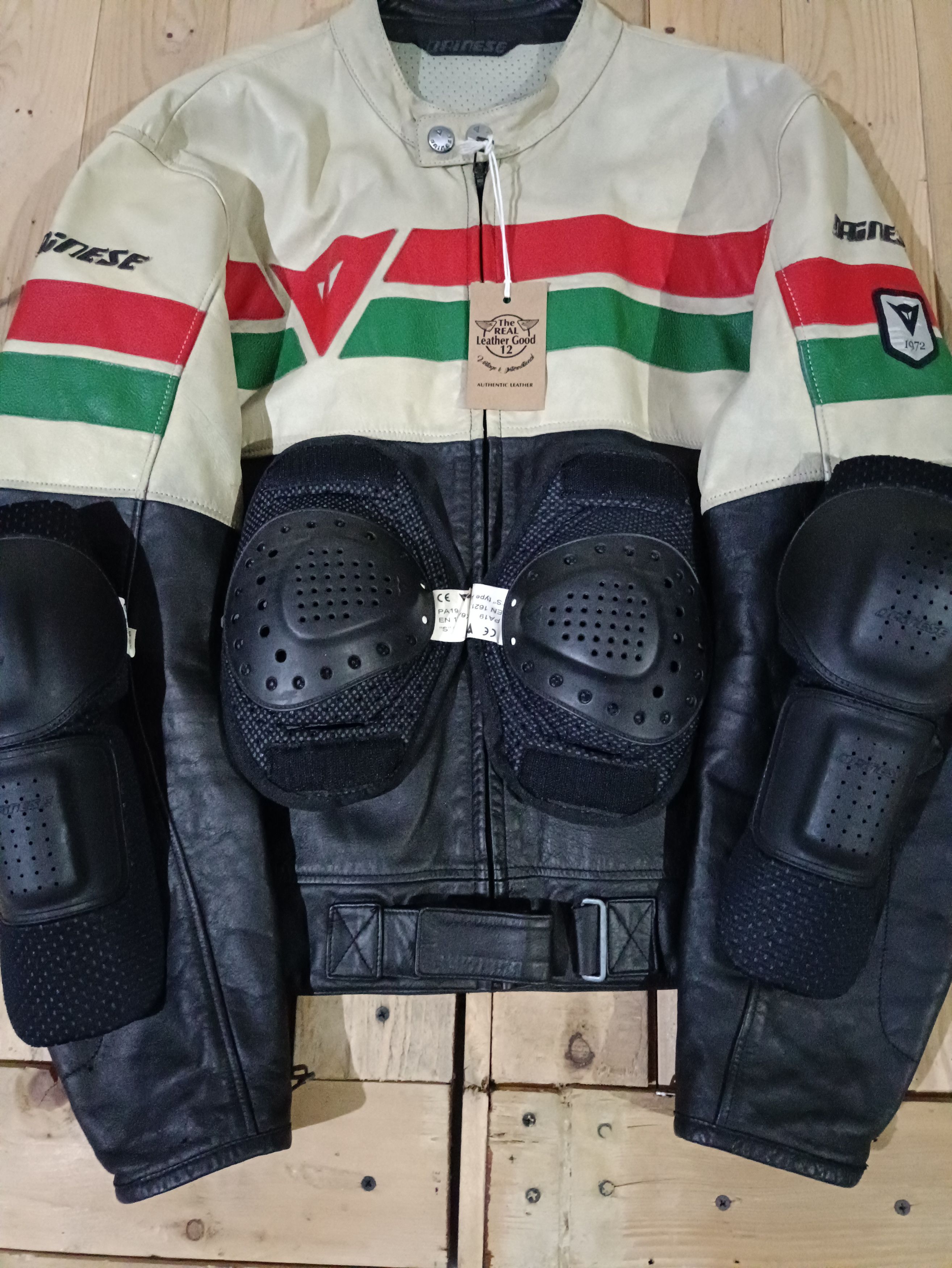 Dainese DAINESE TRACK TRICOLOUR LEATHER MOTORAD JACKET 1972 RARE Size US XL / EU 56 / 4 - 8 Thumbnail