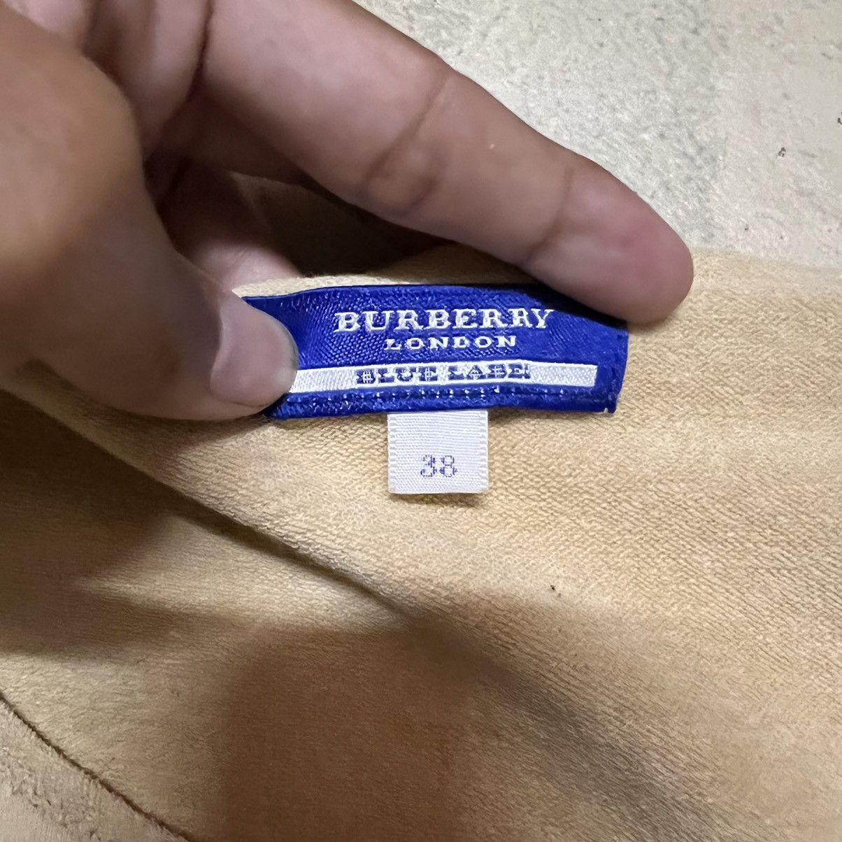 Burberry Burberry Blue Label Big Logo T Shirt Size US XS / EU 42 / 0 - 3 Thumbnail