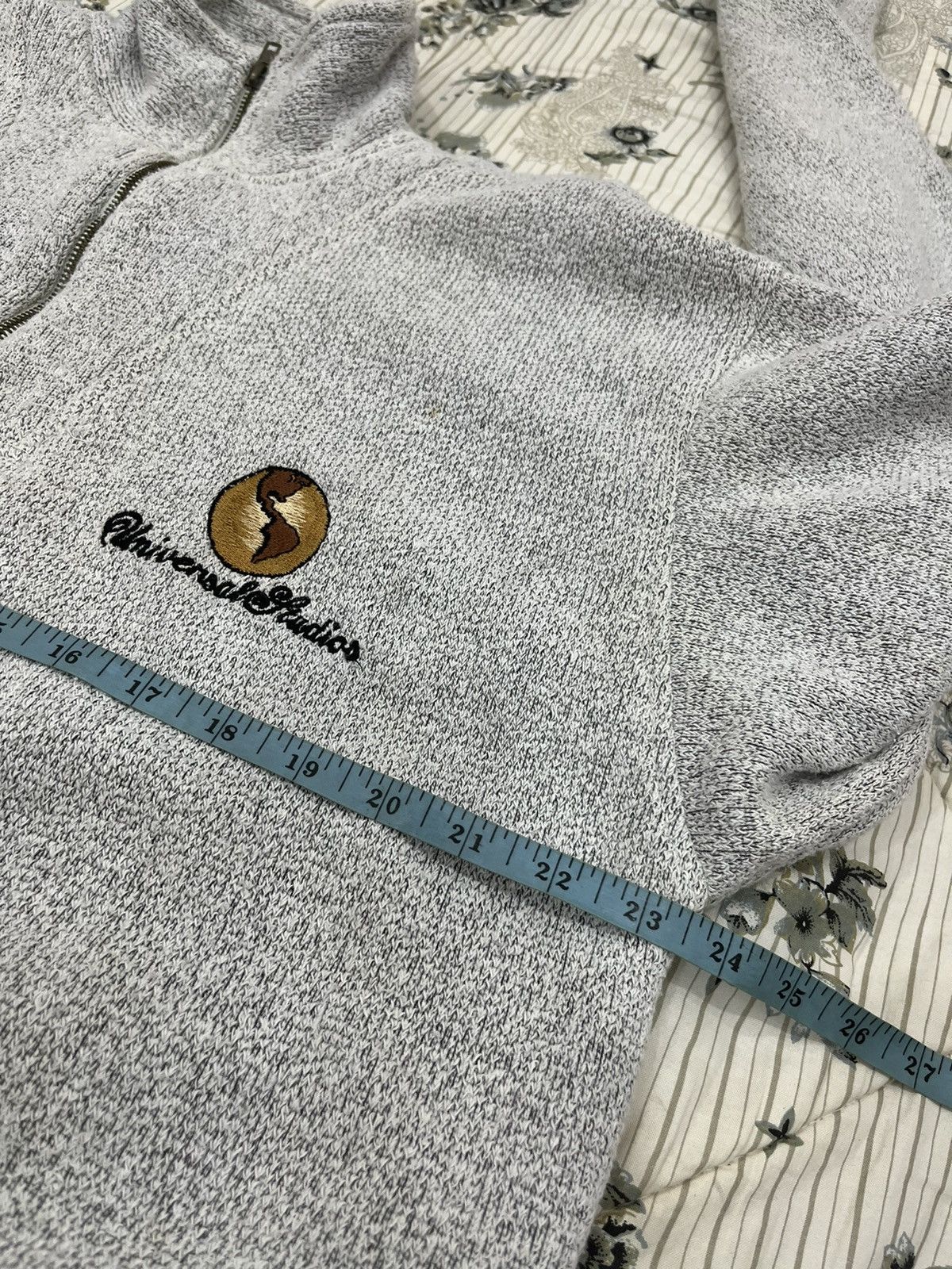 Universal Studios × Vintage K. VINTAGE UNIVERSAL STUDIOS HALF ZIPPER SWEATSHIRT Size US M / EU 48-50 / 2 - 9 Thumbnail