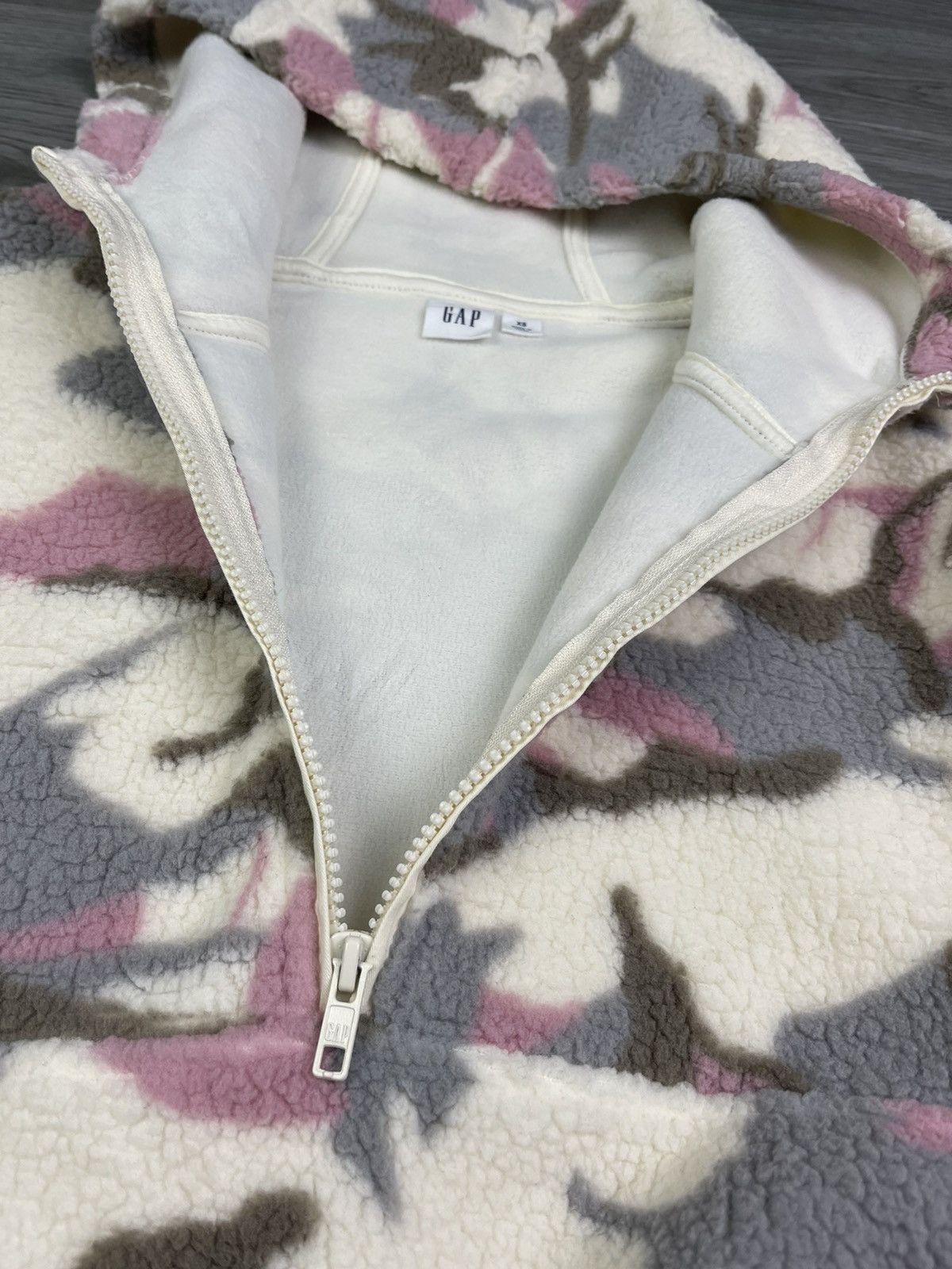 Gap 🔥🔥GAP jaquard camo sherpa fleece hoodies half zipper jacket Size XS / US 0-2 / IT 36-38 - 8 Thumbnail