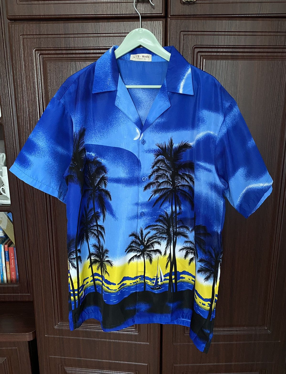 Japanese Brand Crazy Shirt Hawaiian Style Vintage Aloha Y2K Surf Mambo Size US XXL / EU 58 / 5 - 1 Thumbnail
