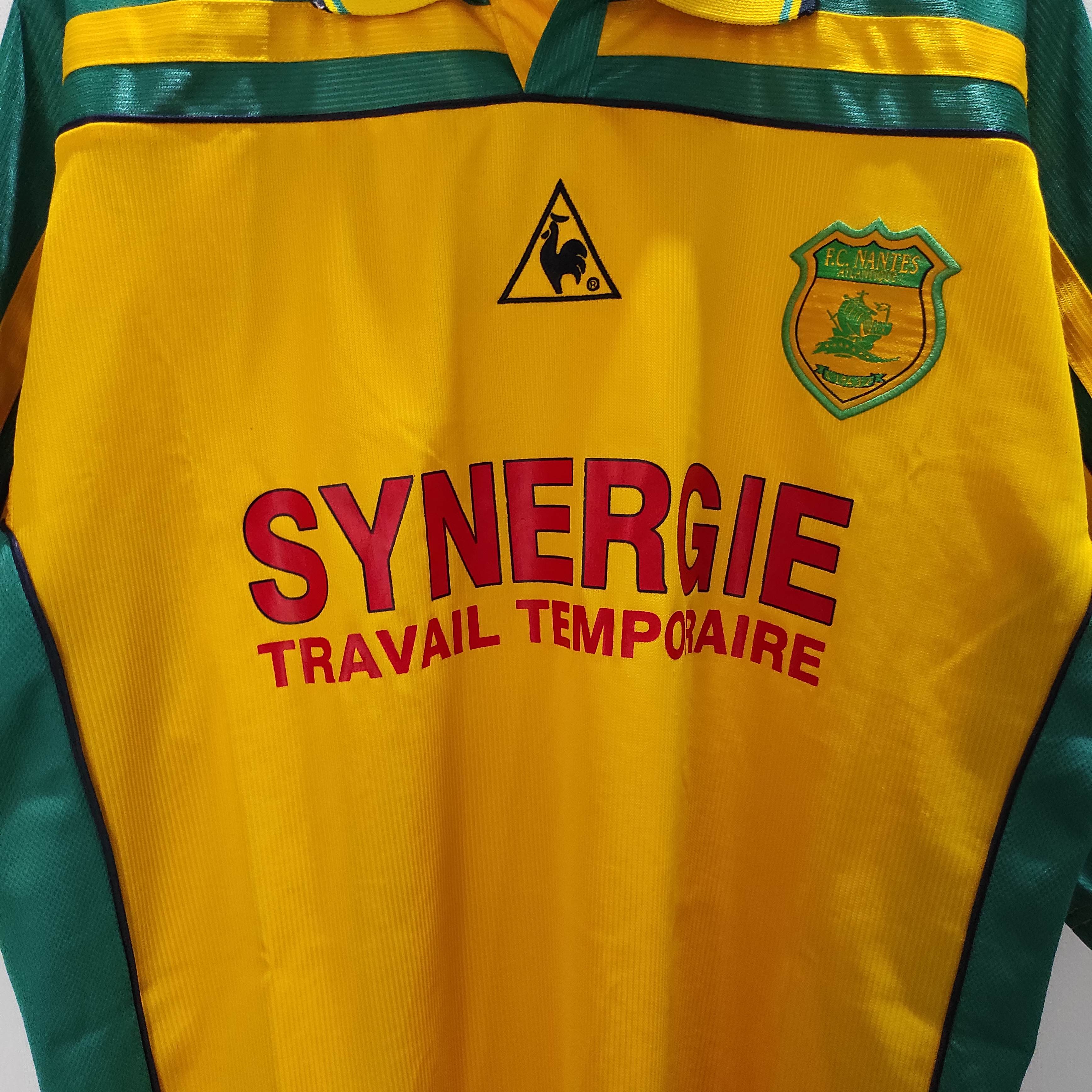 Vintage Vintage FC Nantes home football shirt 2001-2002 Le Coq Size US XL / EU 56 / 4 - 8 Thumbnail
