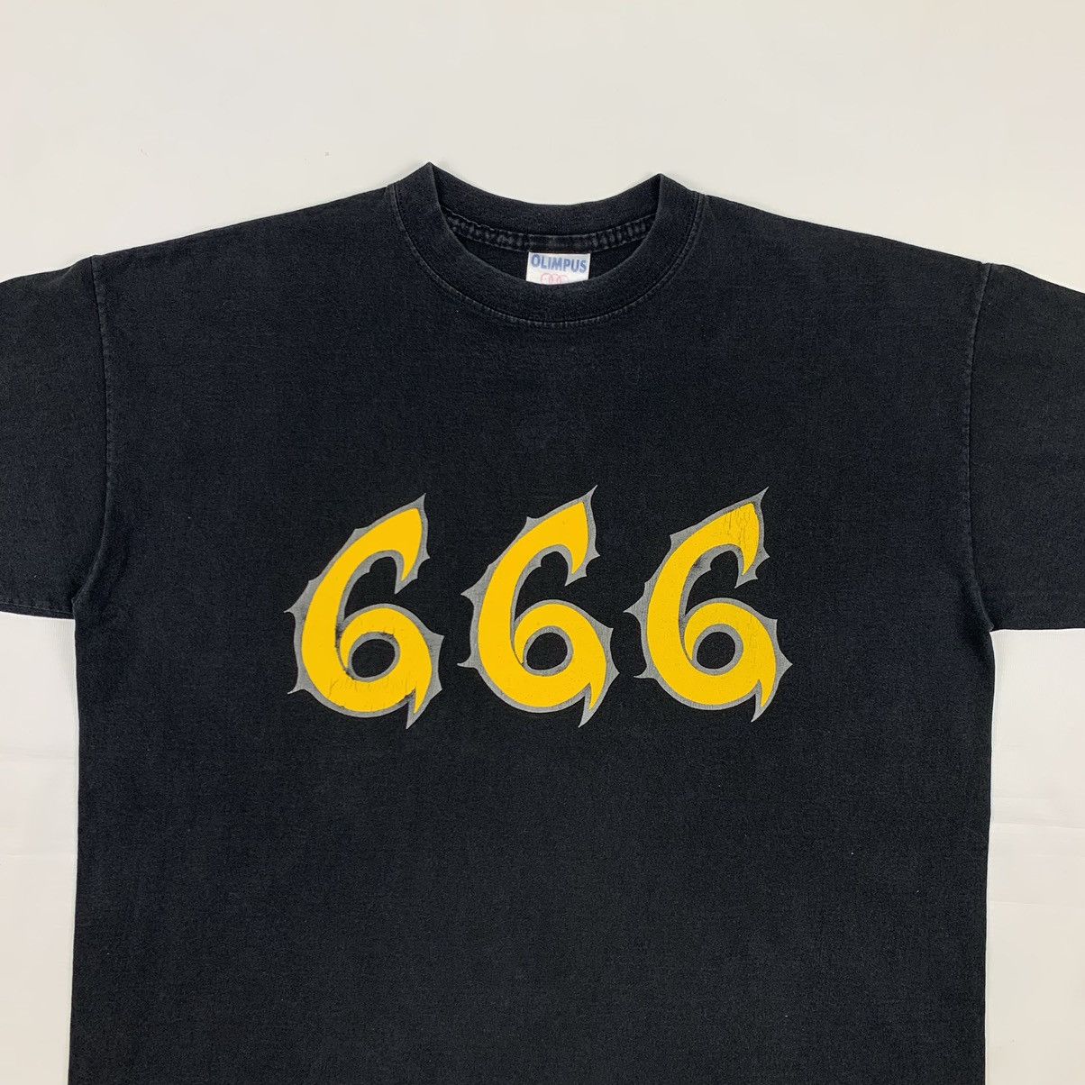 Band Tees Vintage Halloween Metal Band Shirt Size US XL / EU 56 / 4 - 6 Thumbnail