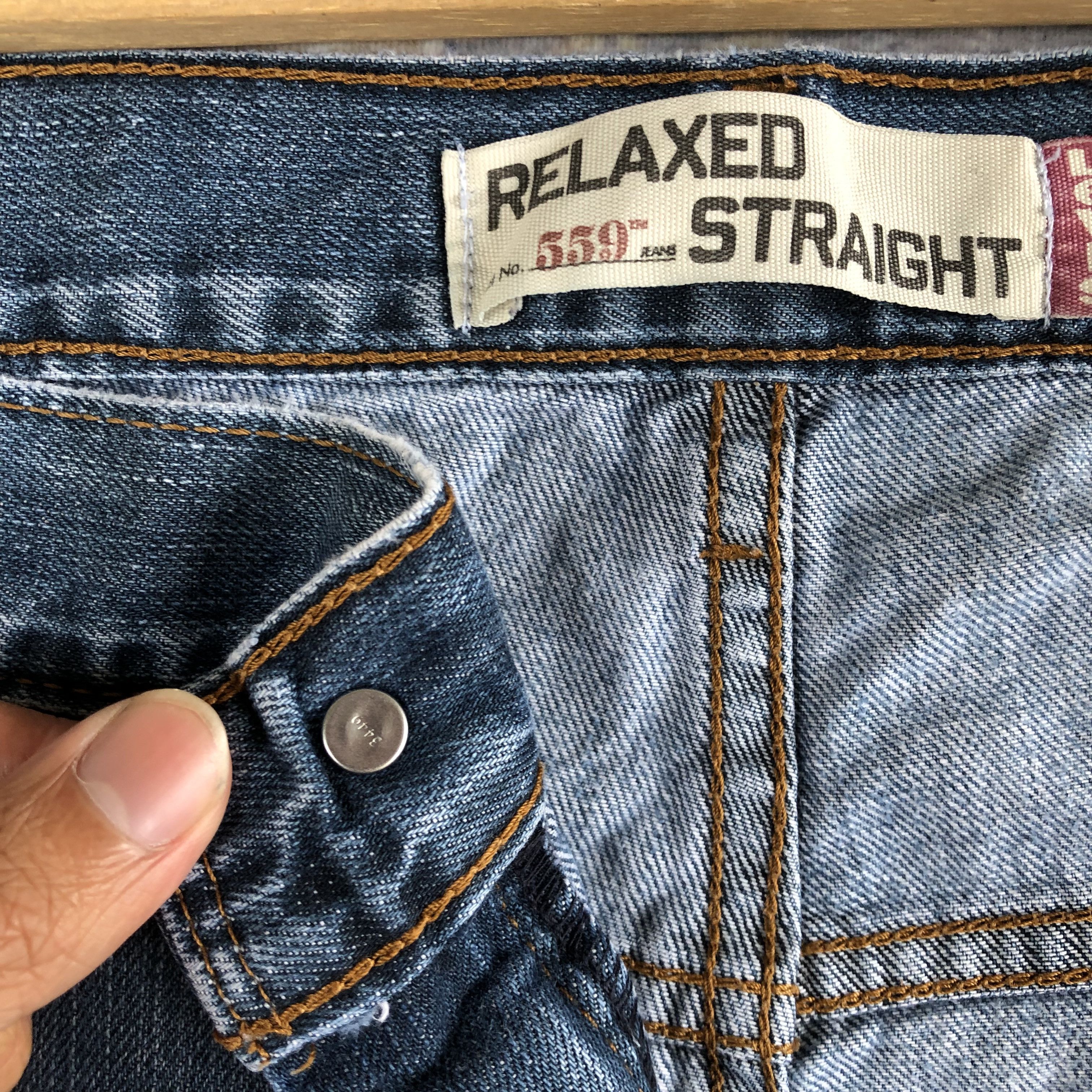 Levi's Vintage Levis 559 Baggy Jeans Levi's Light Wash Faded Denim Size US 42 / EU 58 - 7 Thumbnail