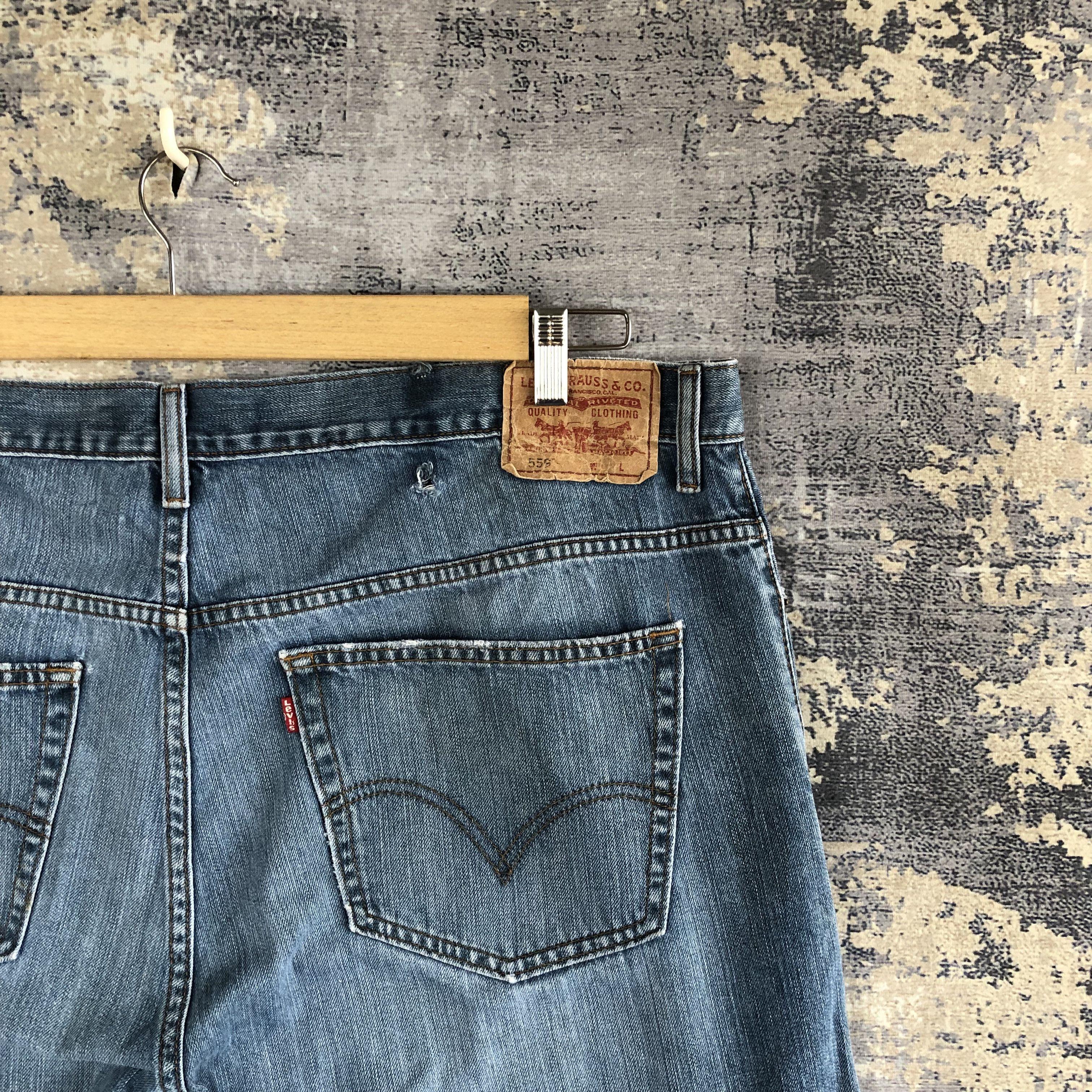 Levi's Vintage Levis 559 Baggy Jeans Levi's Light Wash Faded Denim Size US 42 / EU 58 - 5 Thumbnail