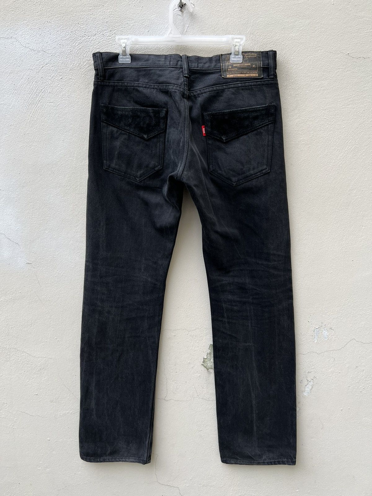 RUDE GALLERY Vintage Rude Gallery Japan Fade Black Redline Selvedge Jeans Size US 33 - 11 Thumbnail