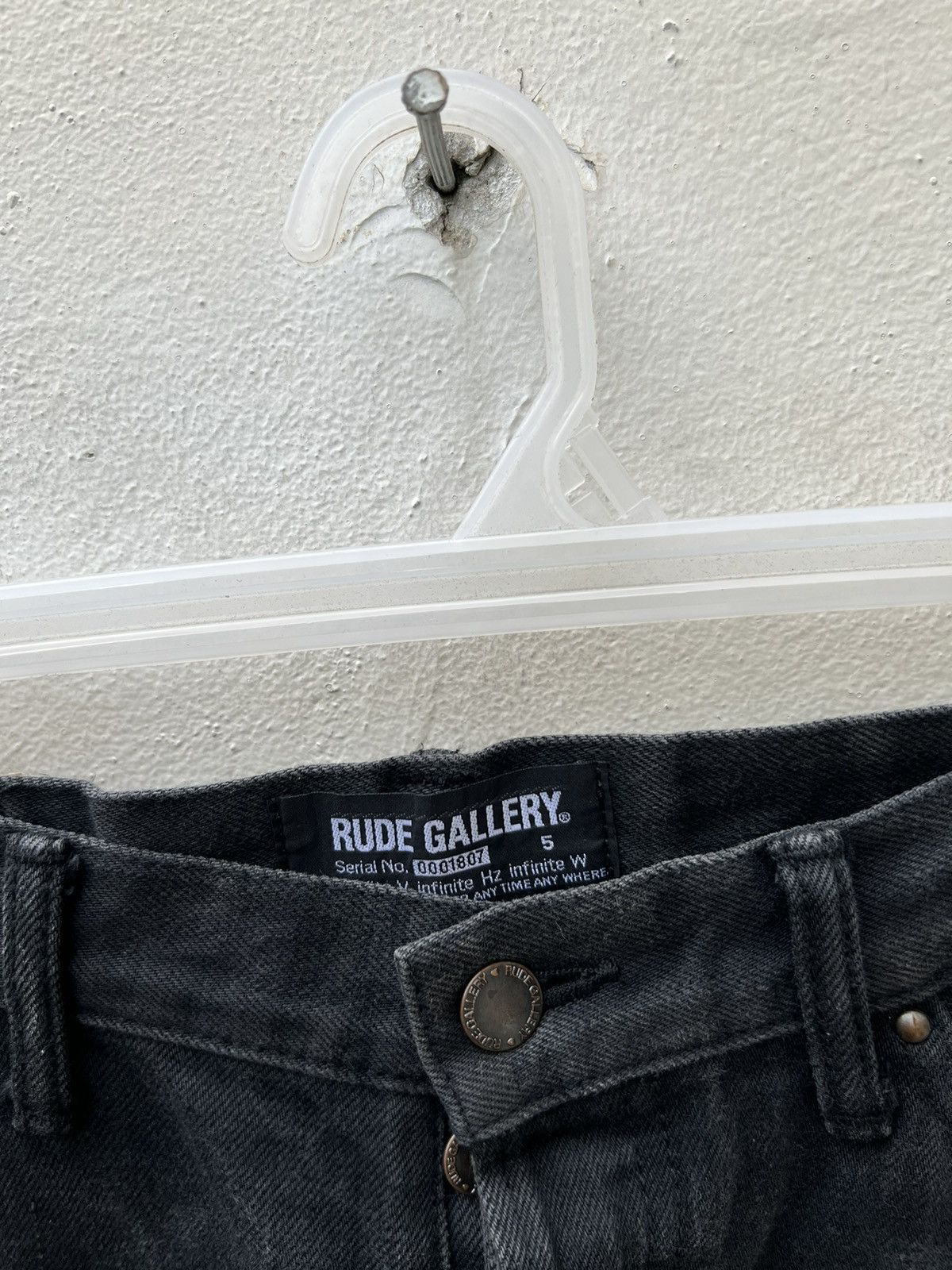 RUDE GALLERY Vintage Rude Gallery Japan Fade Black Redline Selvedge Jeans Size US 33 - 4 Thumbnail