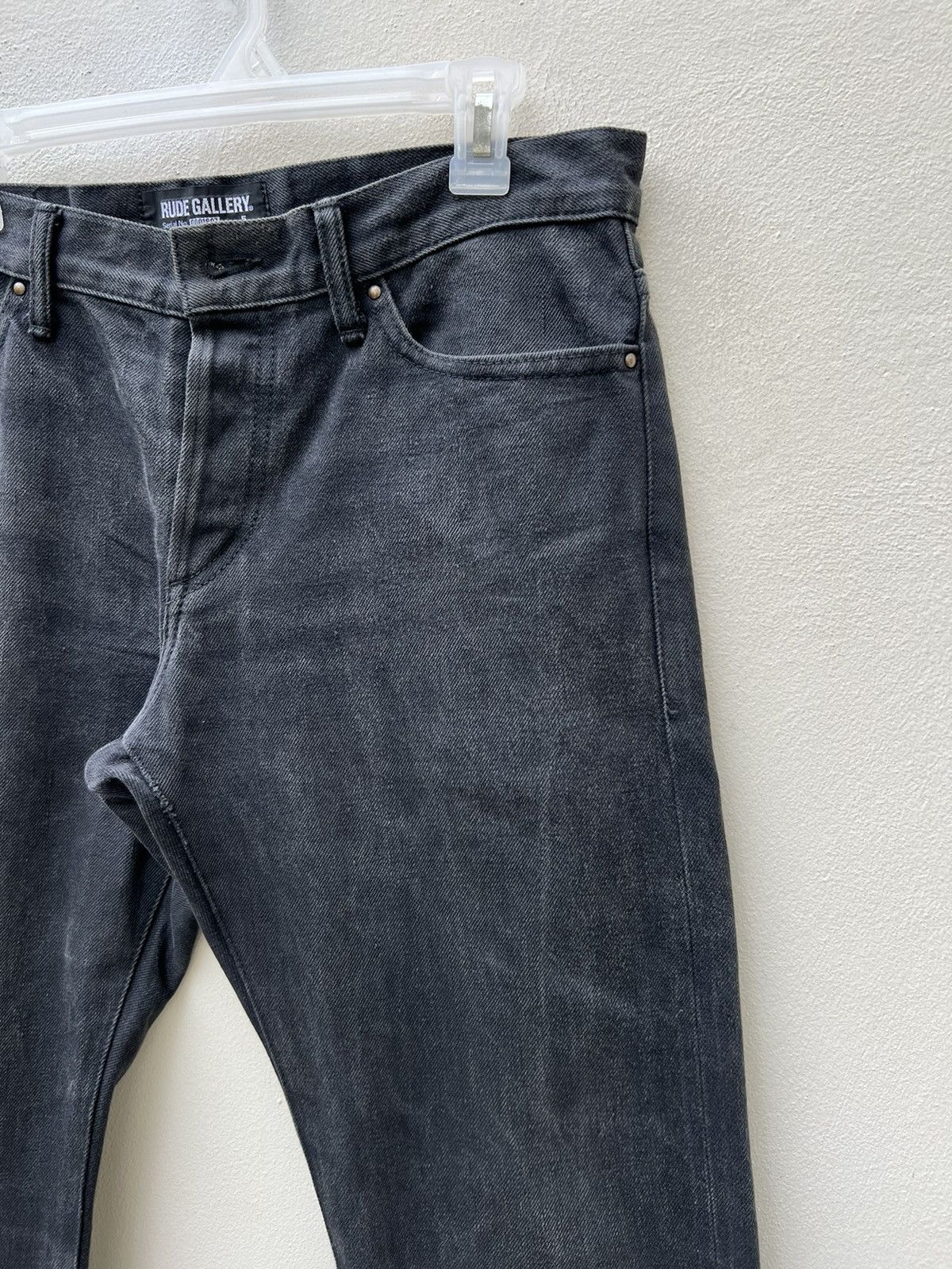 RUDE GALLERY Vintage Rude Gallery Japan Fade Black Redline Selvedge Jeans Size US 33 - 7 Thumbnail