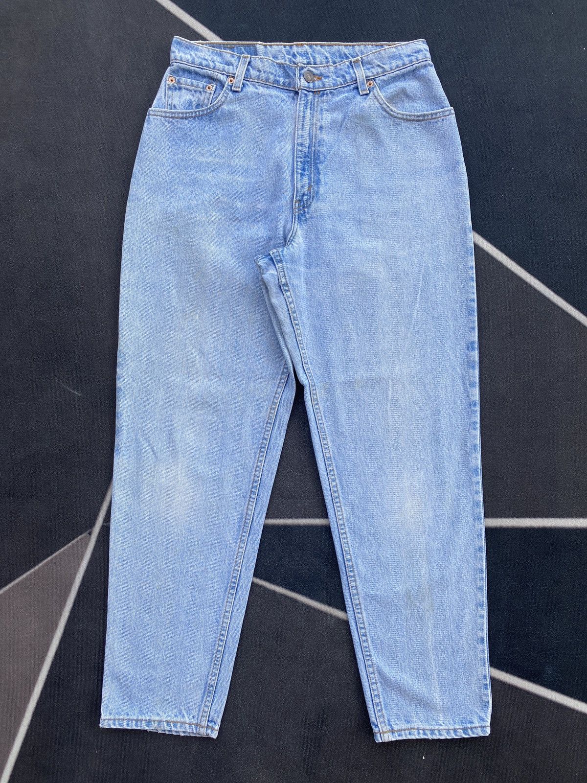 VINTAGE LEVIS 550 BLUE WASH JEANS-J446