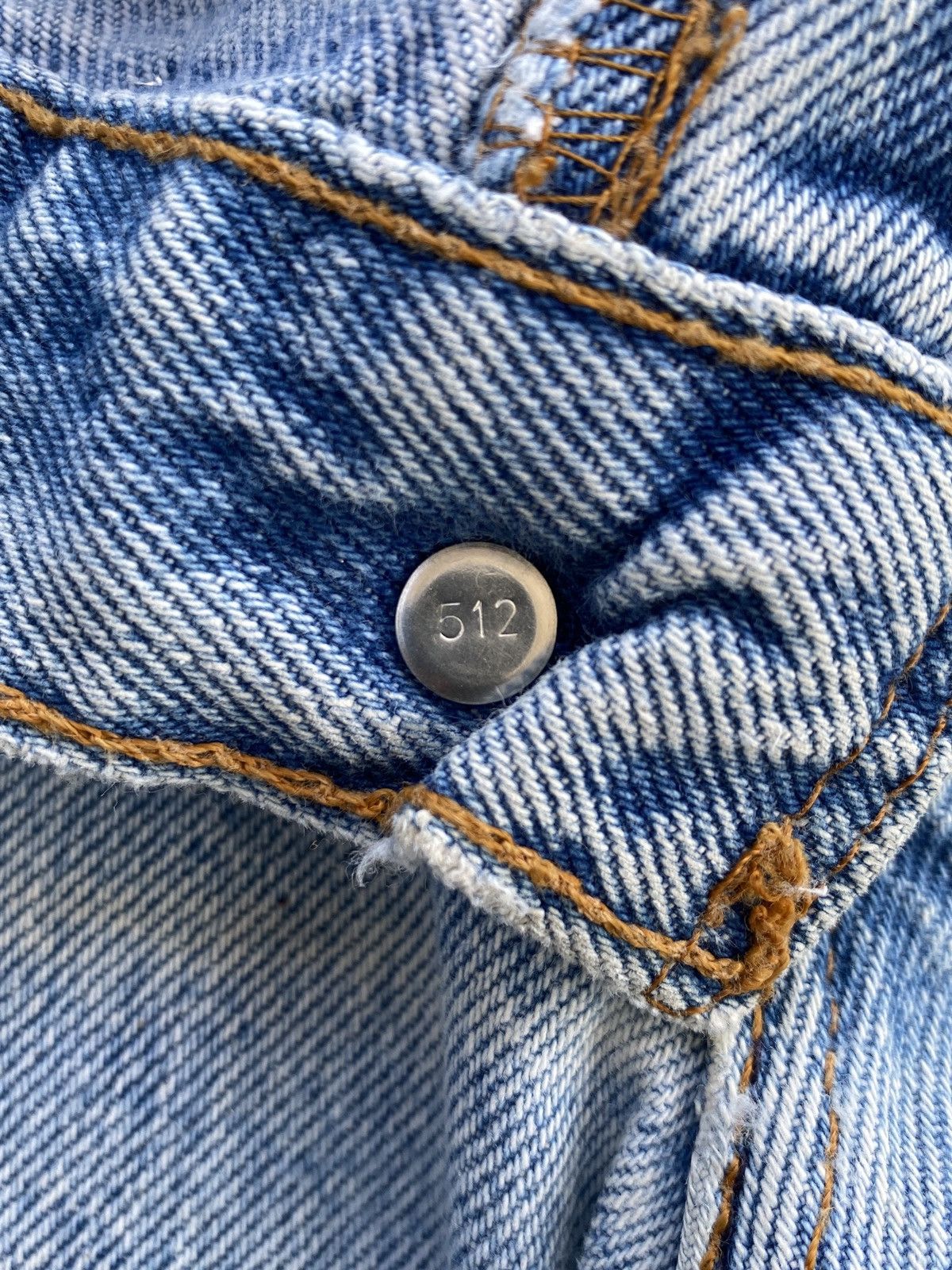 Levi's VINTAGE LEVIS 550 PAINTED BLUE WASH JEANS -J450 Size US 33 - 6 Thumbnail