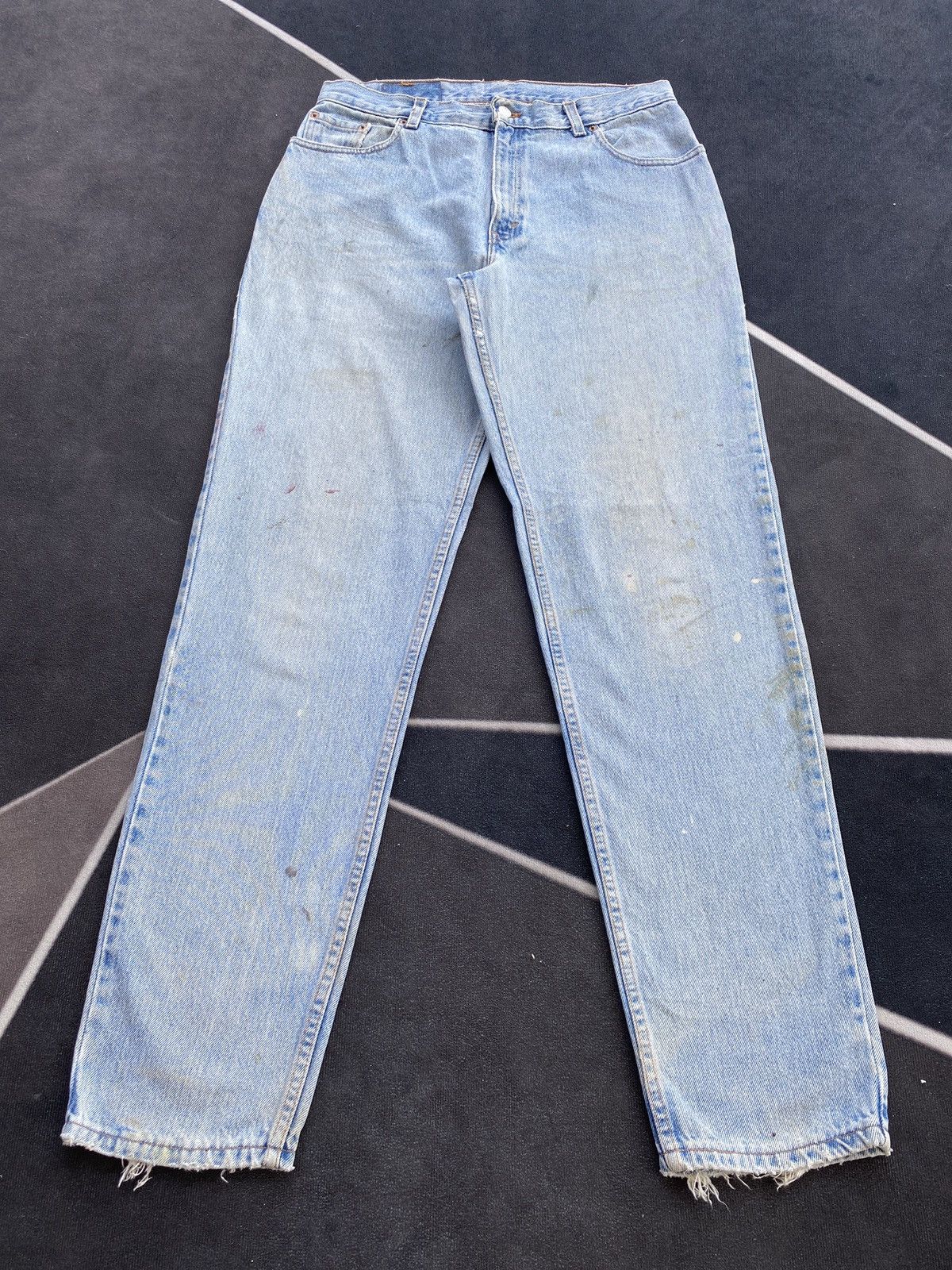 Levi's VINTAGE LEVIS 550 PAINTED BLUE WASH JEANS -J450 Size US 33 - 2 Thumbnail