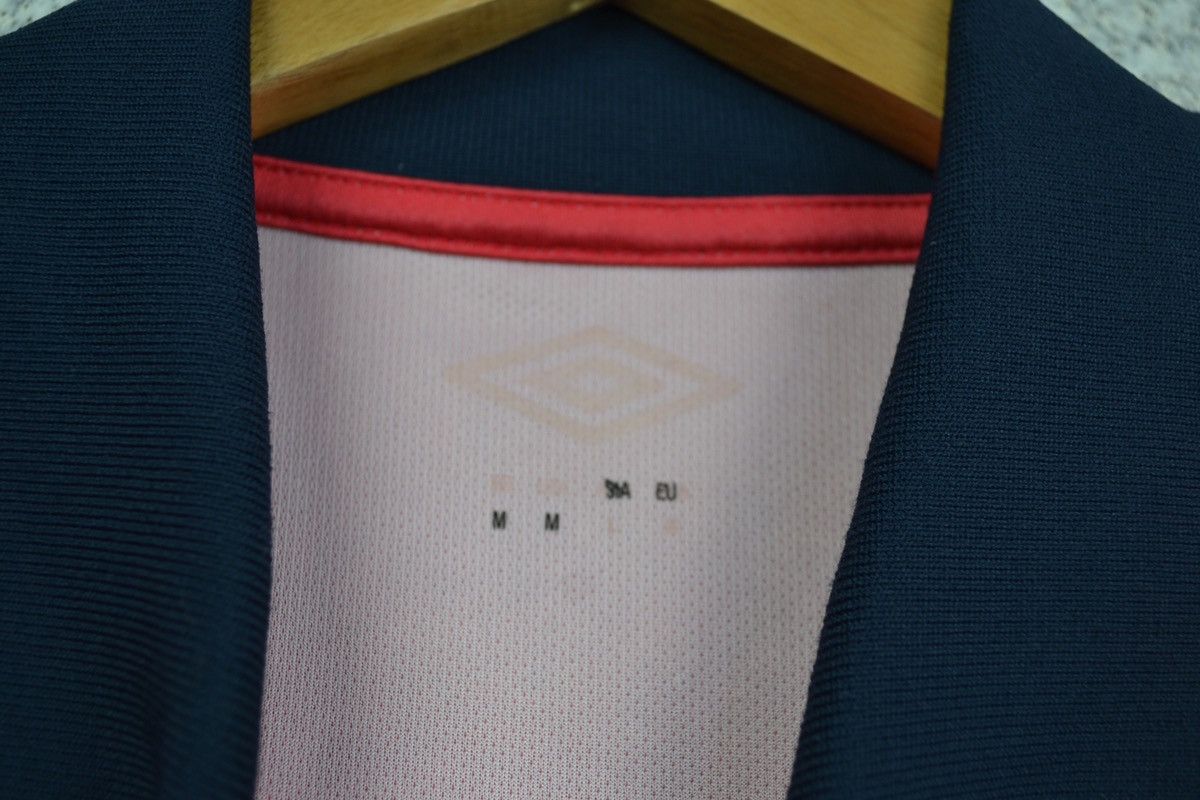 Umbro England football soccer shirt jersey Umbro away M Size US M / EU 48-50 / 2 - 5 Thumbnail