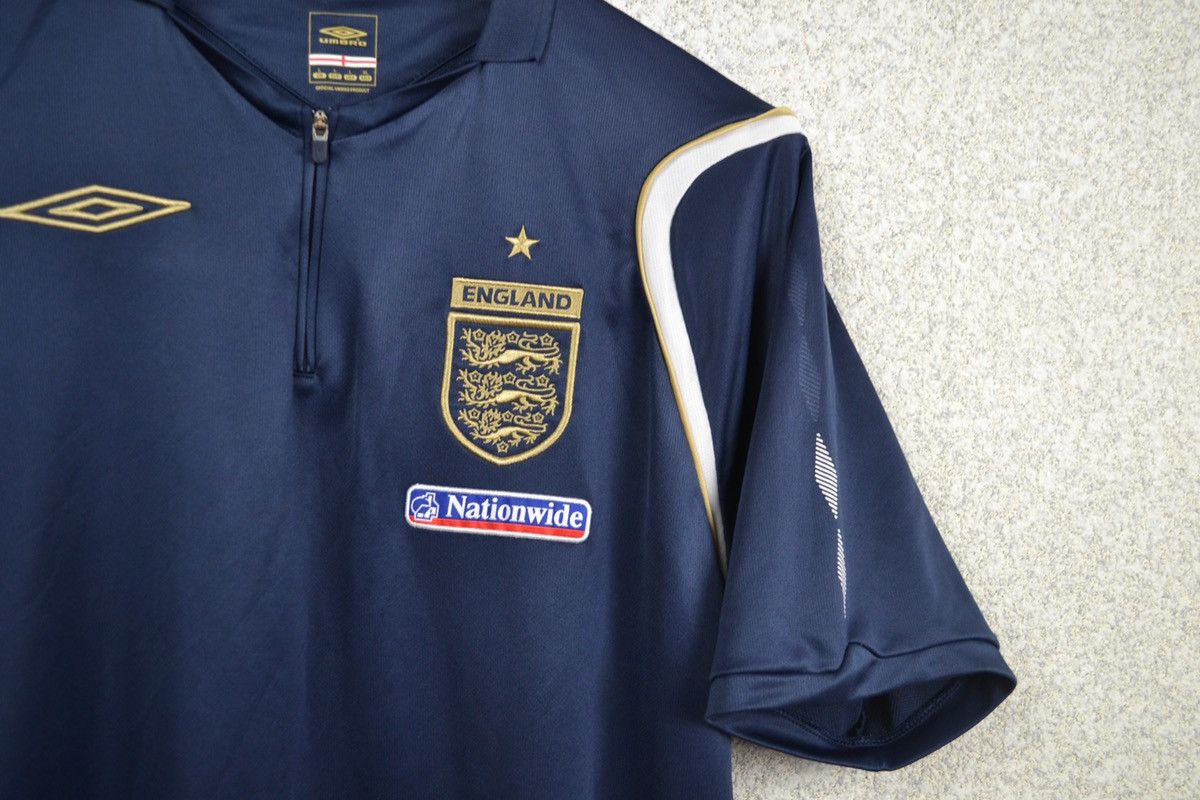 Umbro England training polo zip Umbro soccer football shirt jersey Size US L / EU 52-54 / 3 - 4 Thumbnail