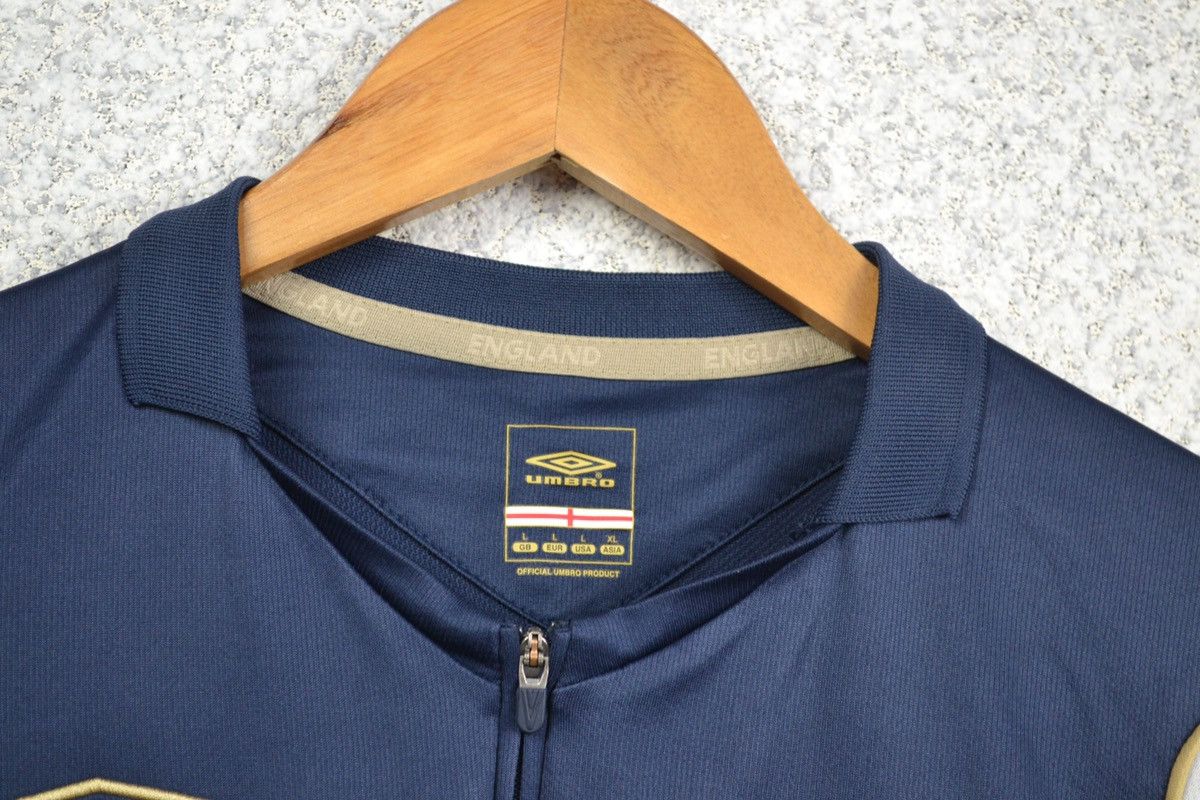 Umbro England training polo zip Umbro soccer football shirt jersey Size US L / EU 52-54 / 3 - 6 Thumbnail
