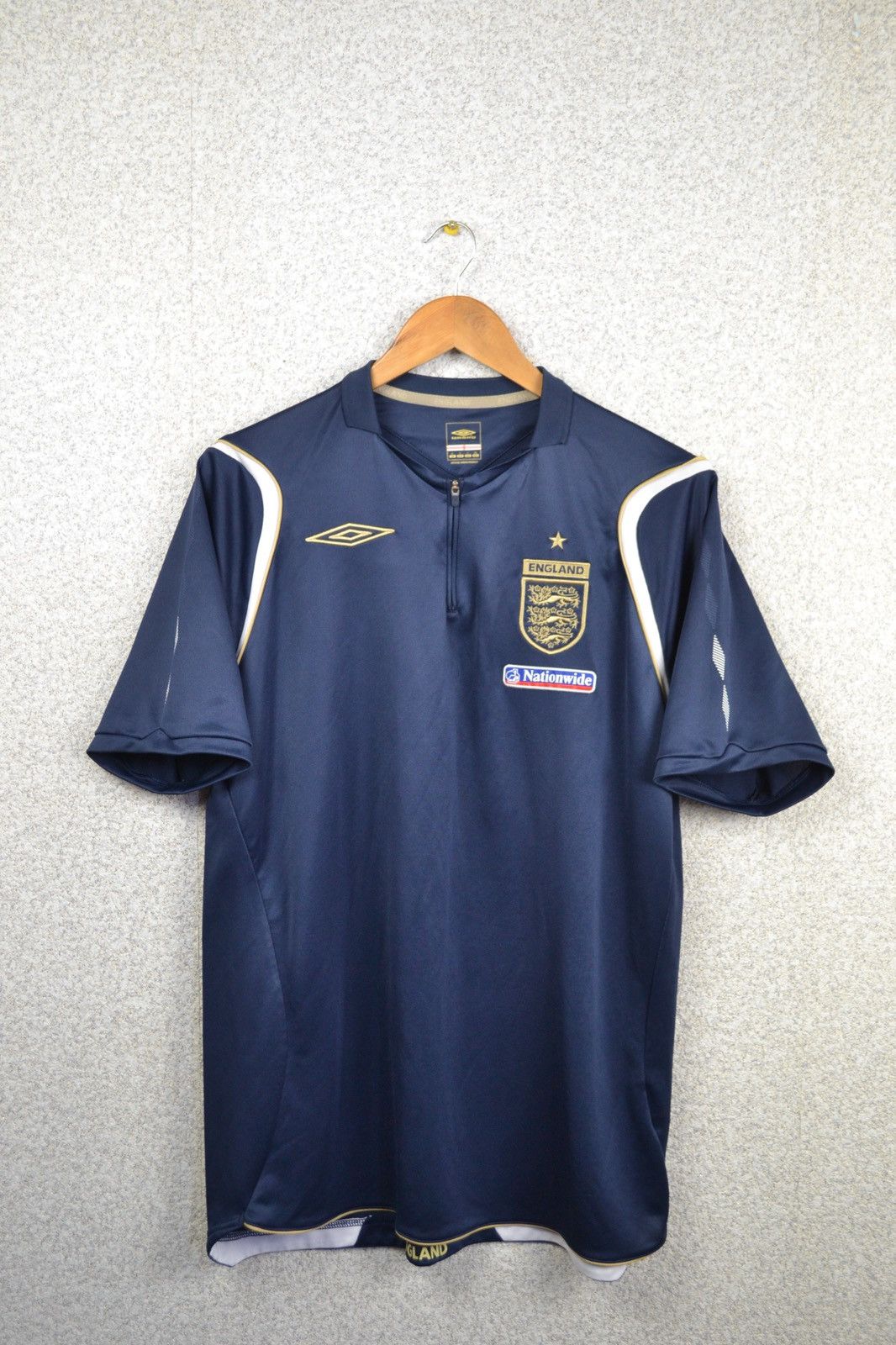 Umbro England training polo zip Umbro soccer football shirt jersey Size US L / EU 52-54 / 3 - 1 Thumbnail