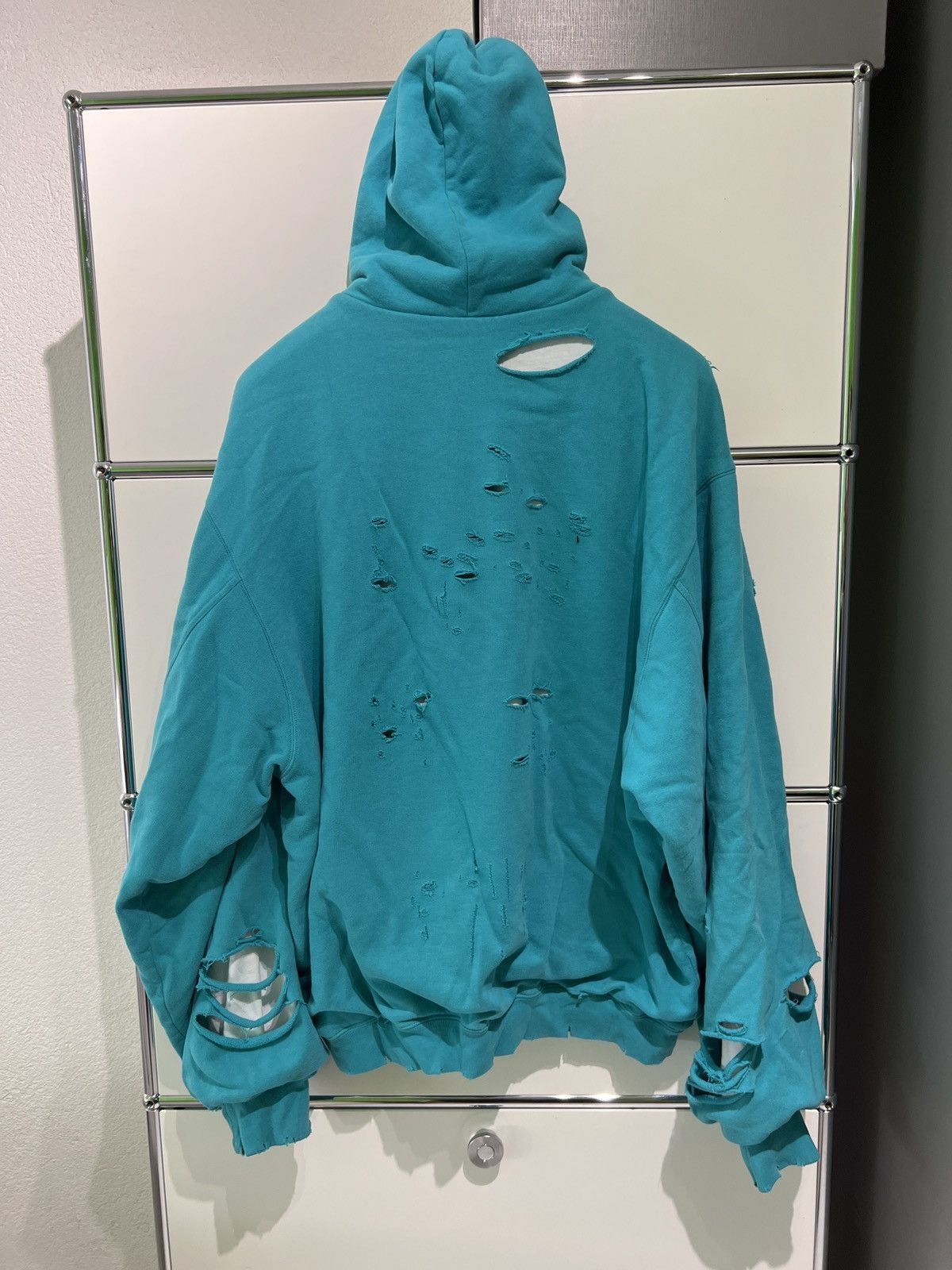 Balenciaga Balenciaga Distressed Hoodie Size US XS / EU 42 / 0 - 2 Thumbnail