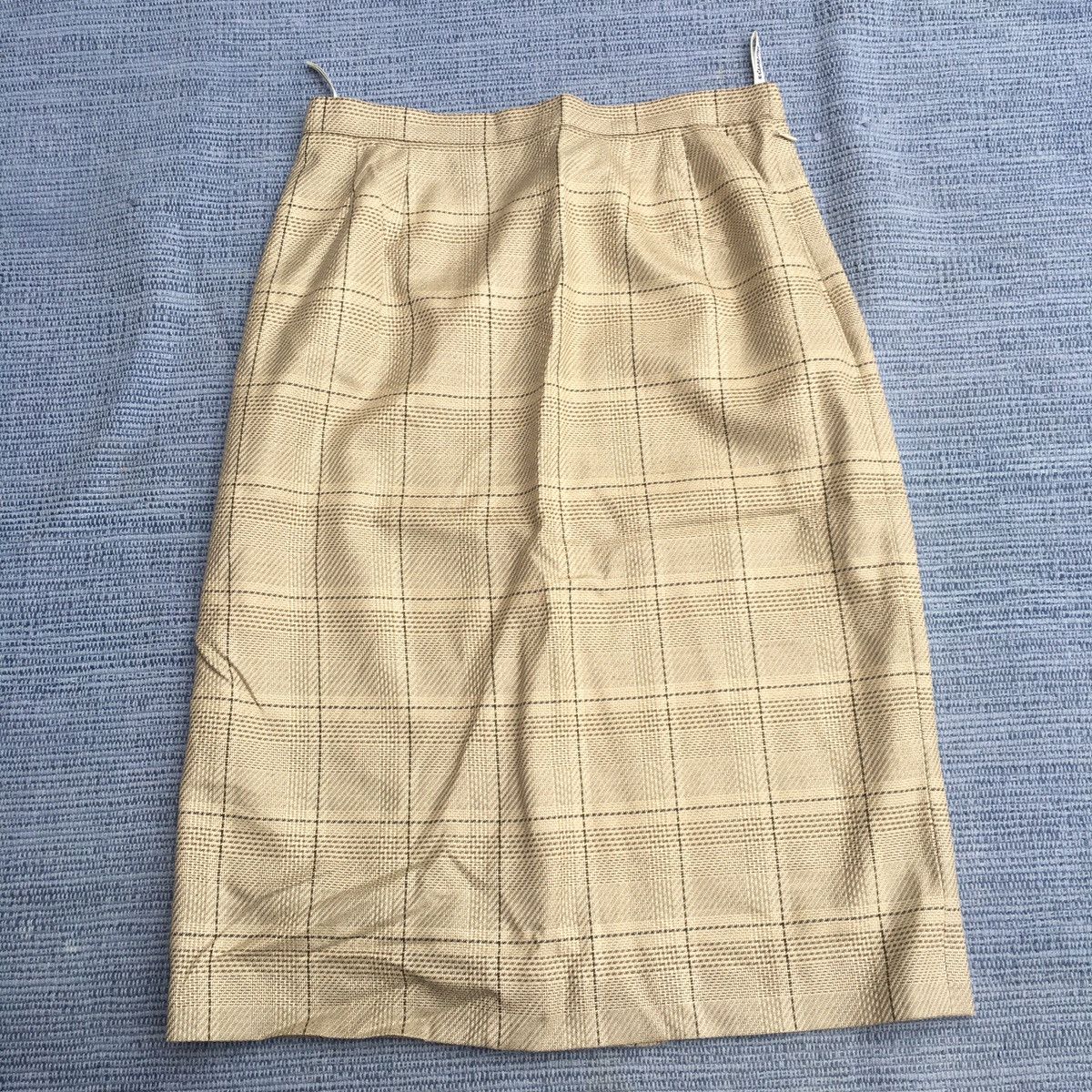 Burberry vintage burberry casual skirt Size 30" / US 8 / IT 44 - 1 Thumbnail