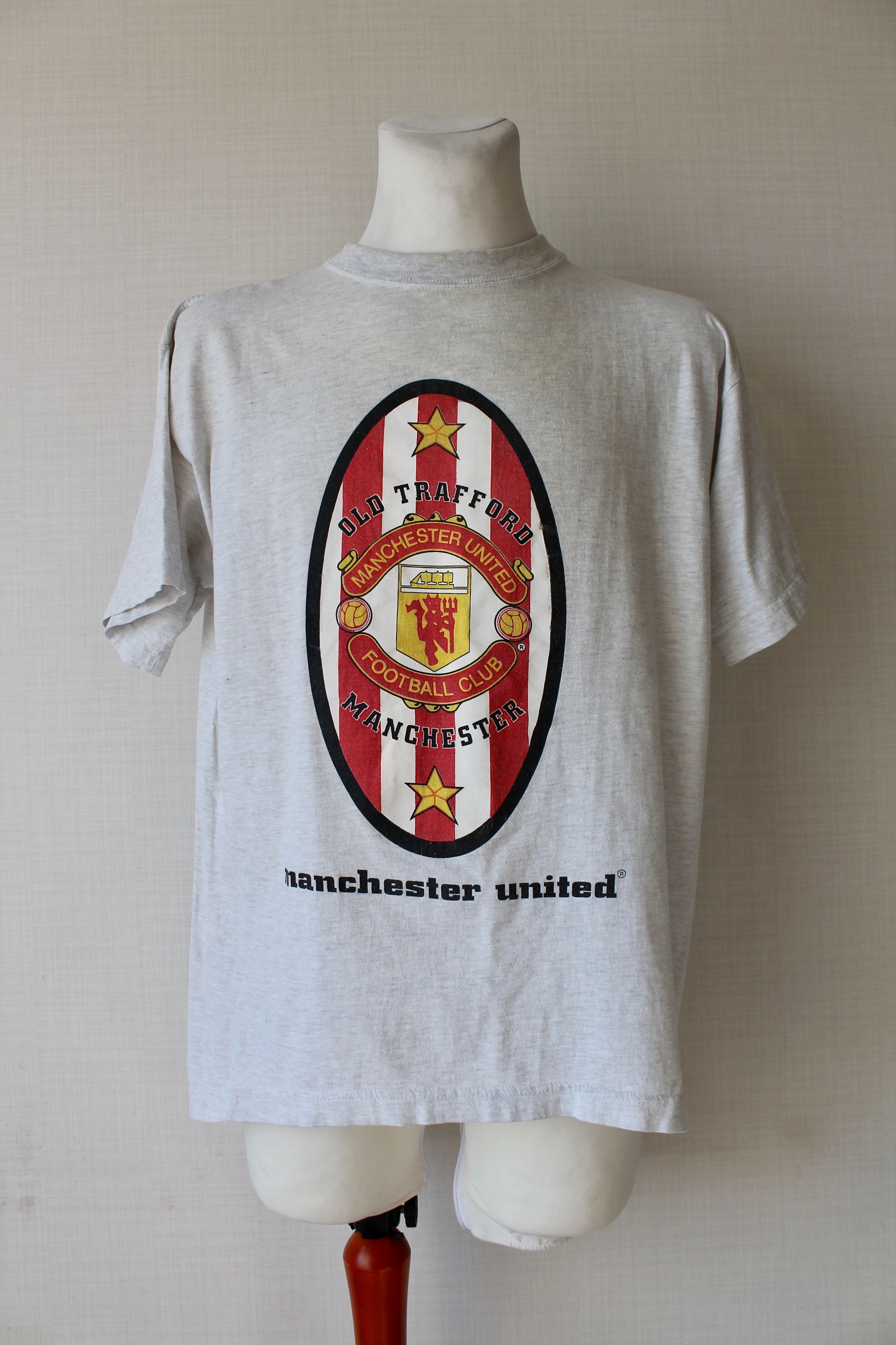 Vintage Manchester United Old Trafford VIntage t -shirt Cotton Size US XL / EU 56 / 4 - 1 Thumbnail