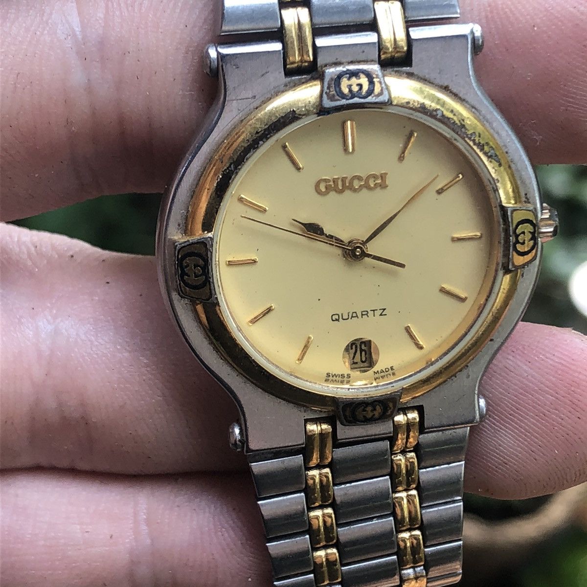 Gucci Gucci 9000M TwoTone Watch need new battery Grailed