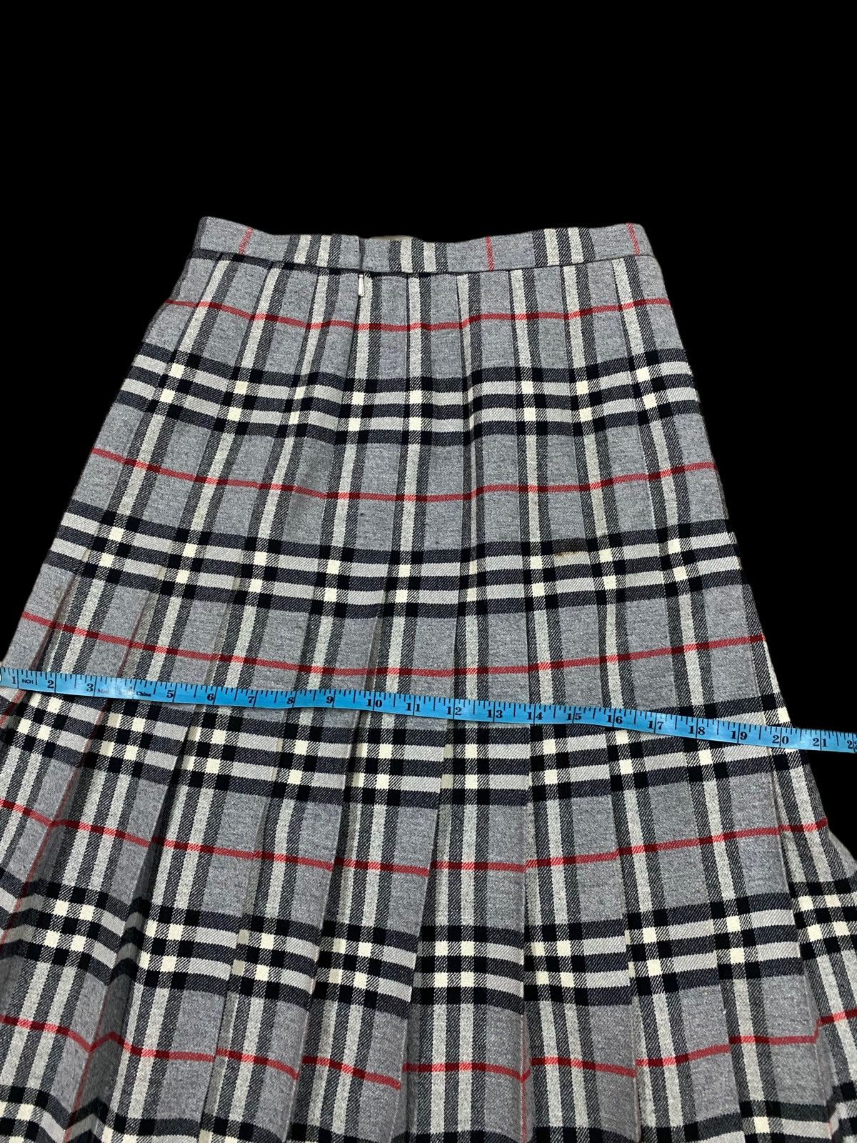 Burberry × Vintage Vtg🔥Burberrys London Grey Novacheck Wool Skirt Size ONE SIZE - 8 Thumbnail