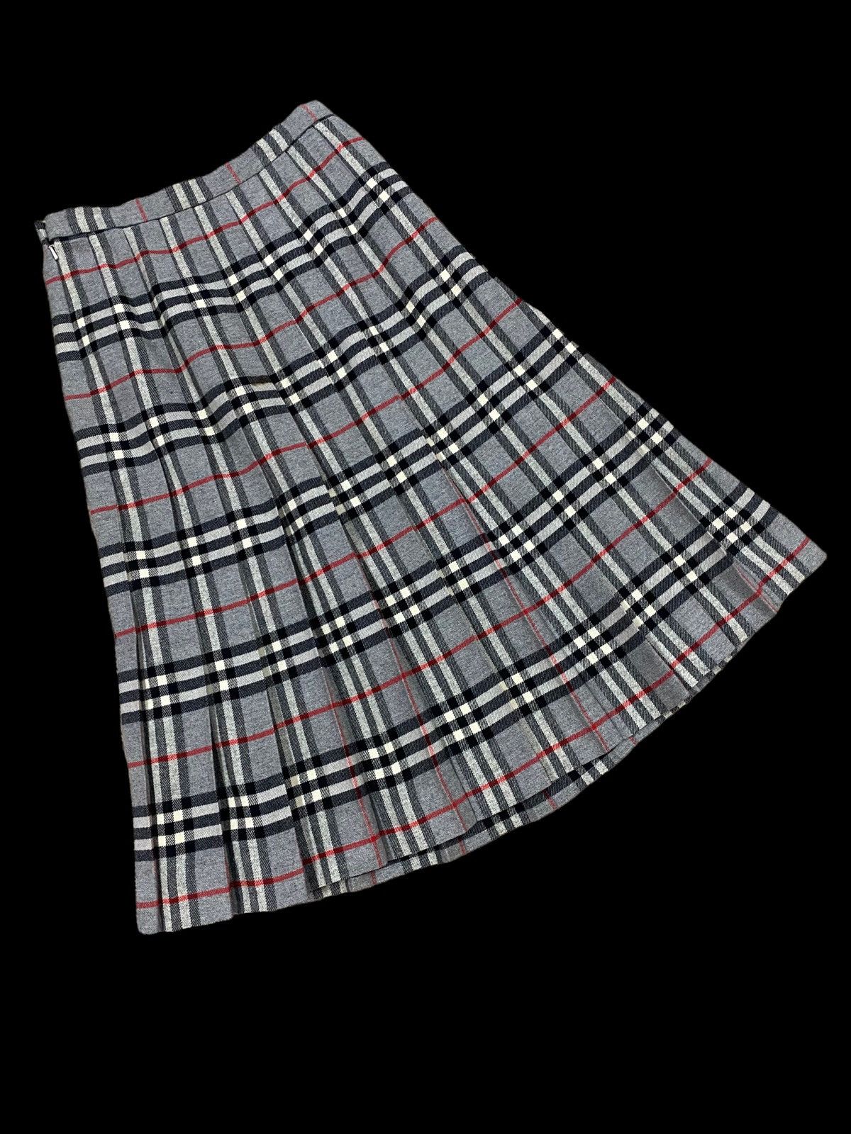 Burberry × Vintage Vtg🔥Burberrys London Grey Novacheck Wool Skirt Size ONE SIZE - 2 Thumbnail