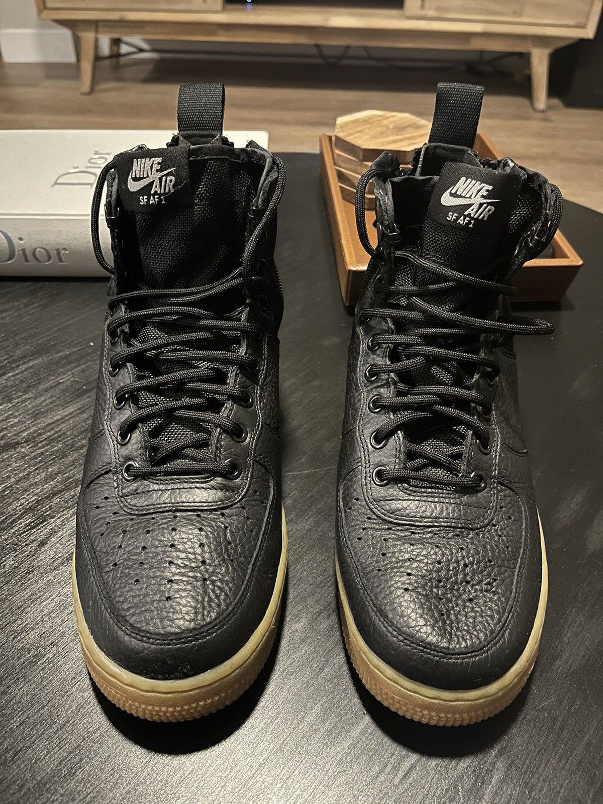 Nike sf af1 mid black gum hotsell