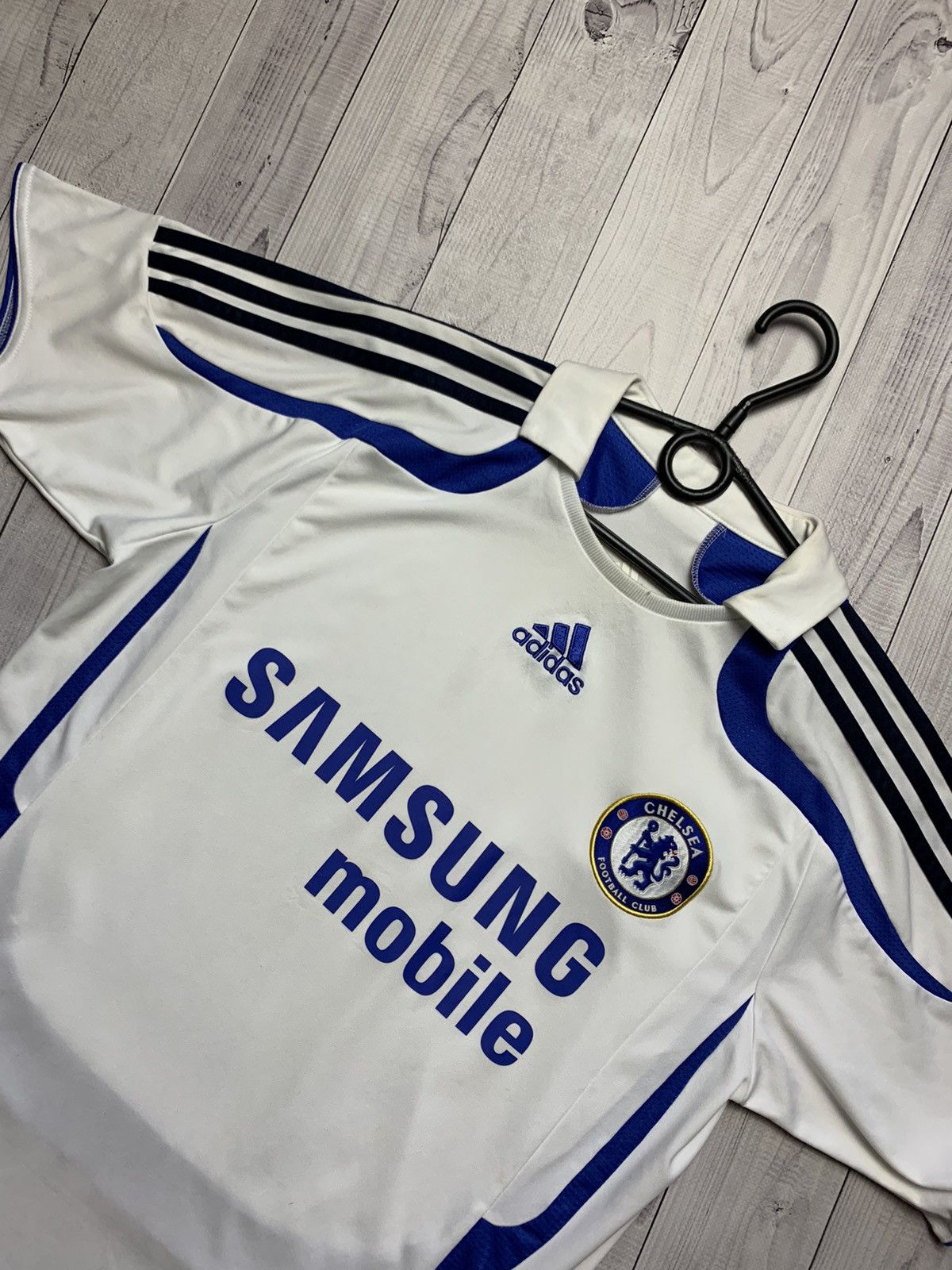 Adidas × Chelsea Soccer × Vintage Vintage Soccer jersey Chelsea adidas size Xs/S Size US XS / EU 42 / 0 - 2 Thumbnail