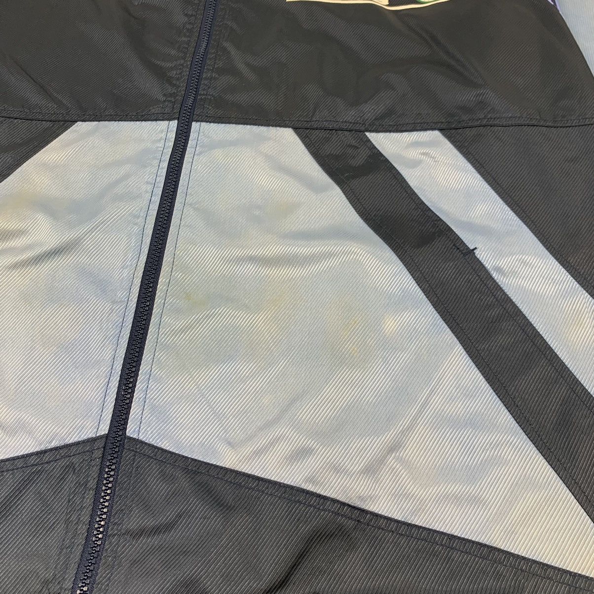 Umbro Vintage Umbro England Light Zipper Jacket Size US L / EU 52-54 / 3 - 12 Thumbnail