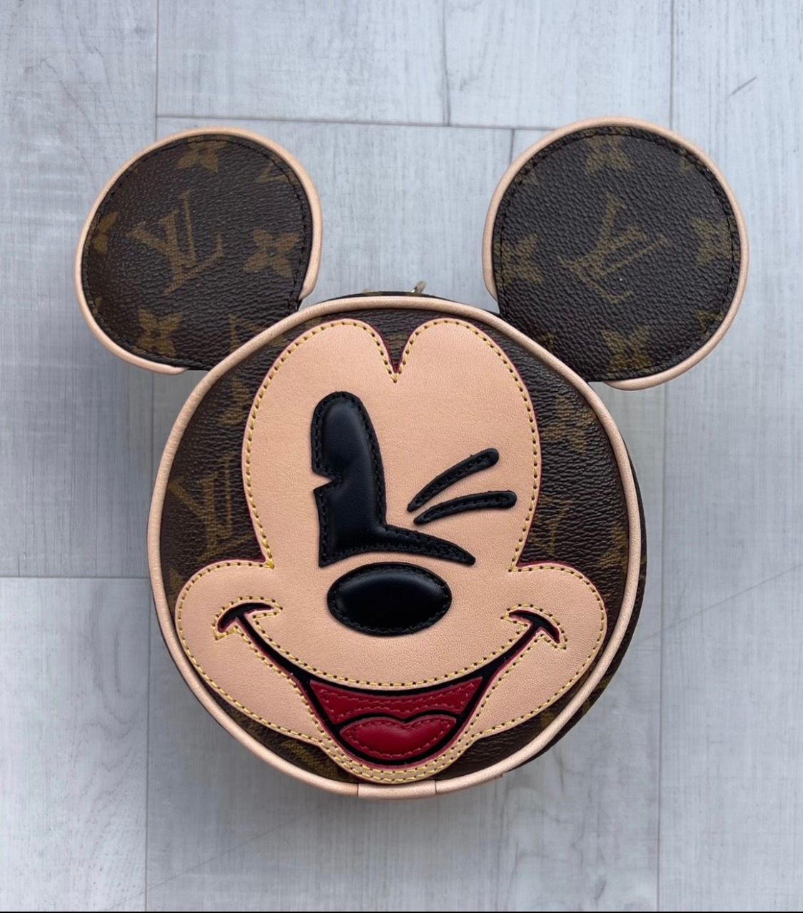 Sheron Barber on X: What are your thoughts on this Mickey Mouse Backpack  that I hand built out of Midnight Ecliose Louis Vuitton? #LouisVuitton  #MickeyMouse #disney #custom  / X